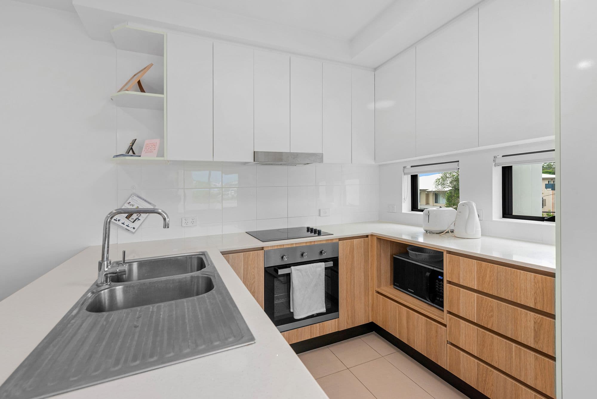 56 Hood Street, Sherwood QLD 4075, Sherwood - Thumbnail 2