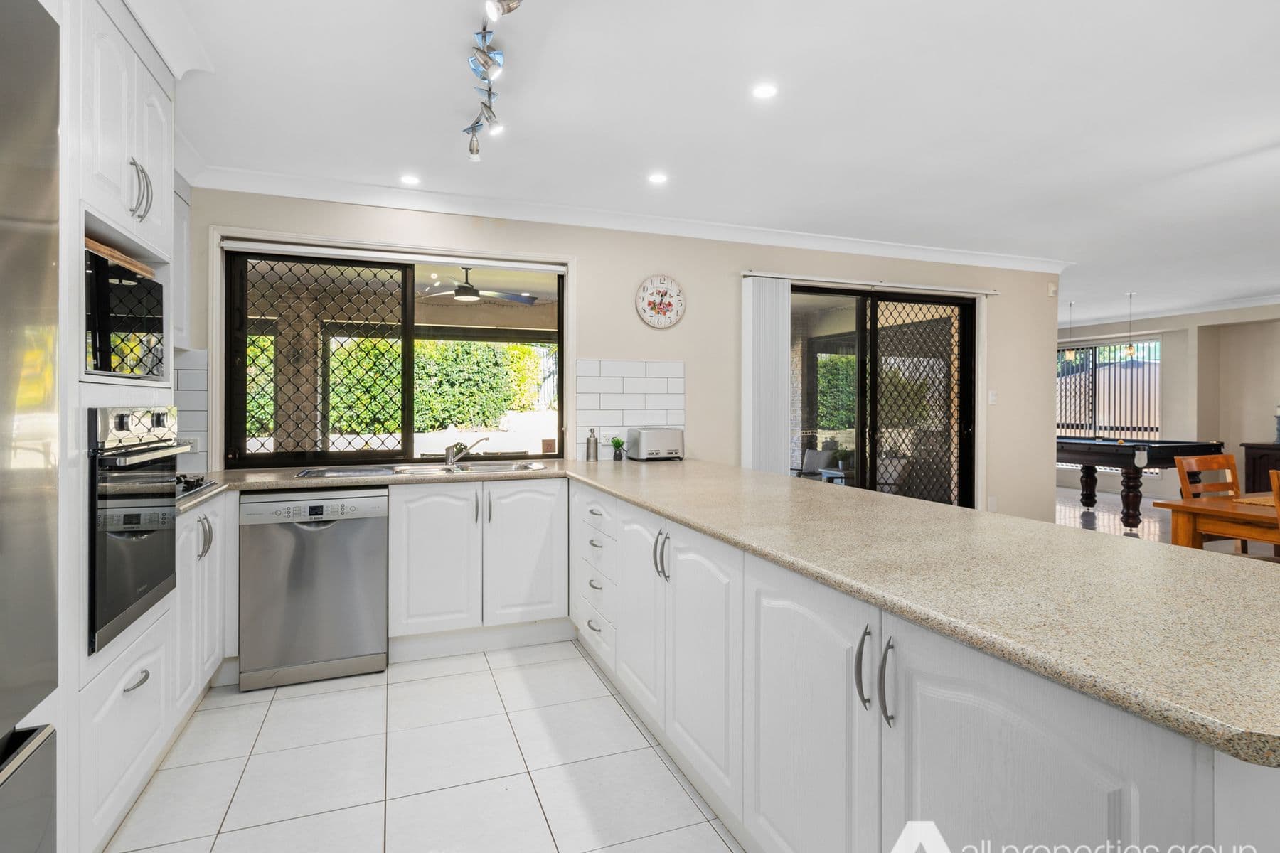 39 Paperbark Crescent, Heathwood QLD 4110, Heathwood - Thumbnail 4