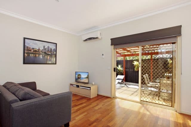 1 Mattea Court, Reservoir VIC 3073, Reservoir - Thumbnail 2