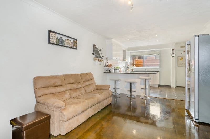4 Woodlands Road, Heathmont VIC 3135, Heathmont - Thumbnail 2