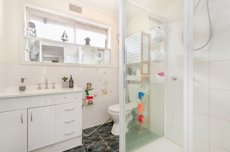4 Woodlands Road, Heathmont VIC 3135, Heathmont - Thumbnail 4