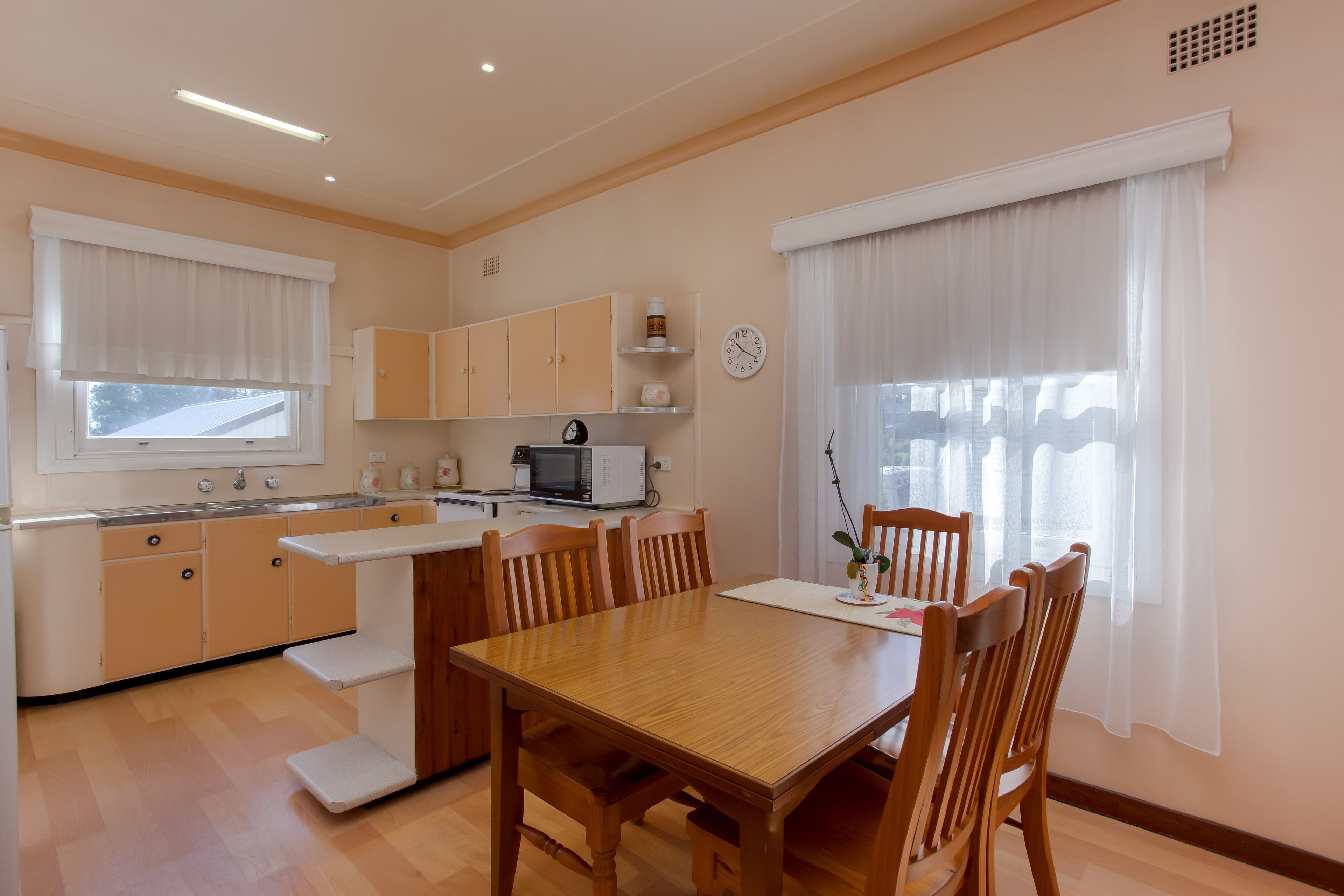 234 Sandgate Road, Birmingham Gardens - Thumbnail 3