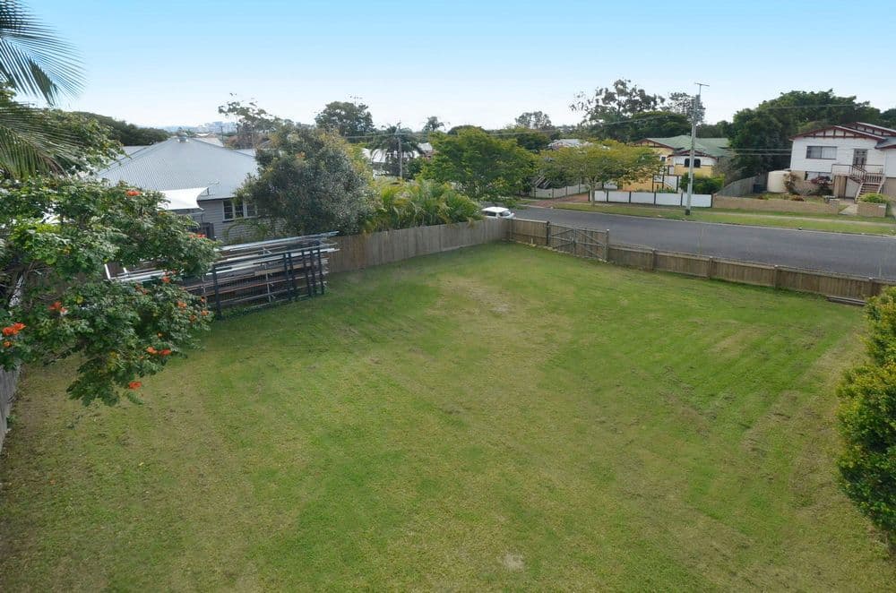 65  Lloyd Street, CAMP HILL QLD 4152, Camp Hill - Image 1