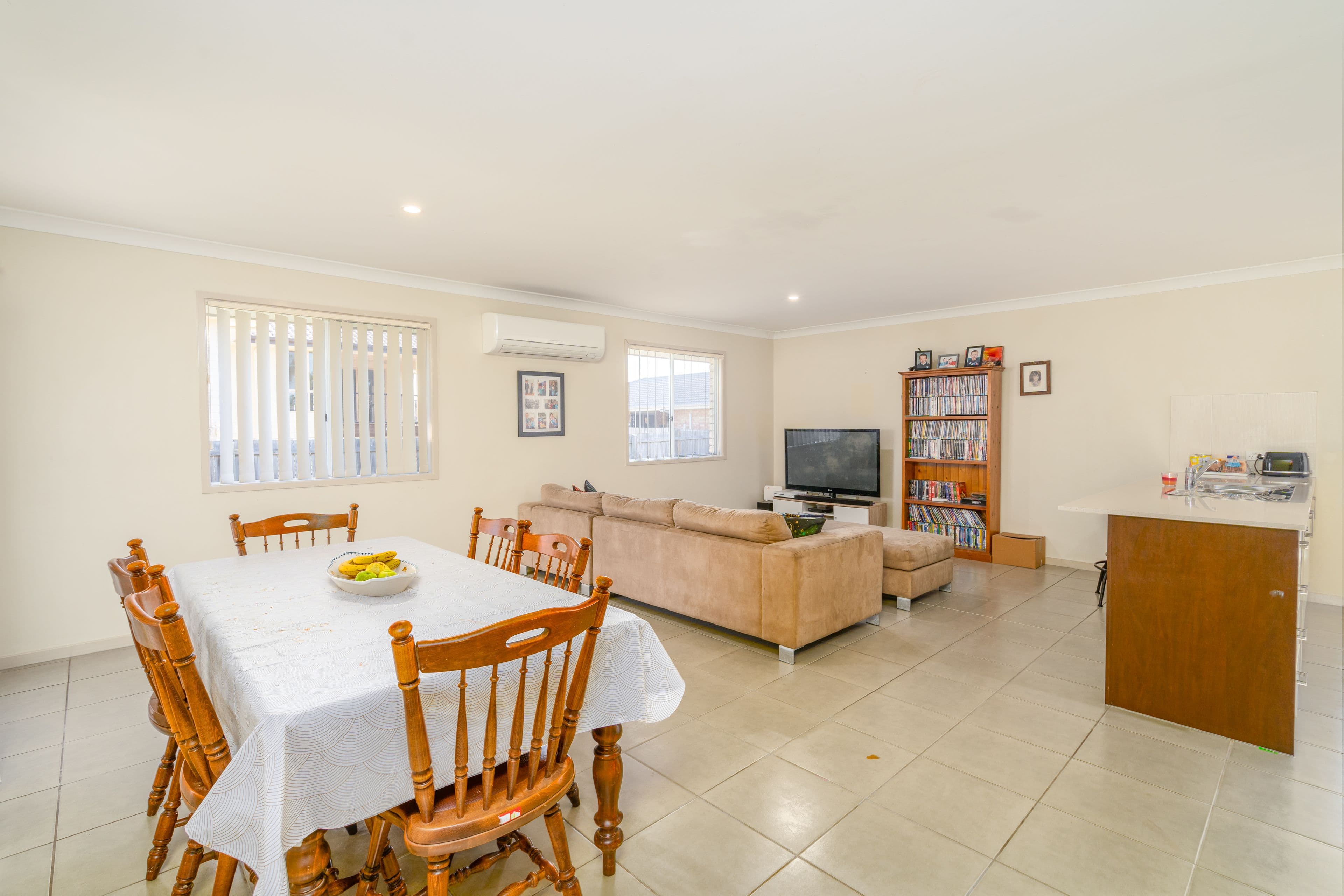 47 Oxford Street, North Booval QLD 4304, North Booval - Thumbnail 6