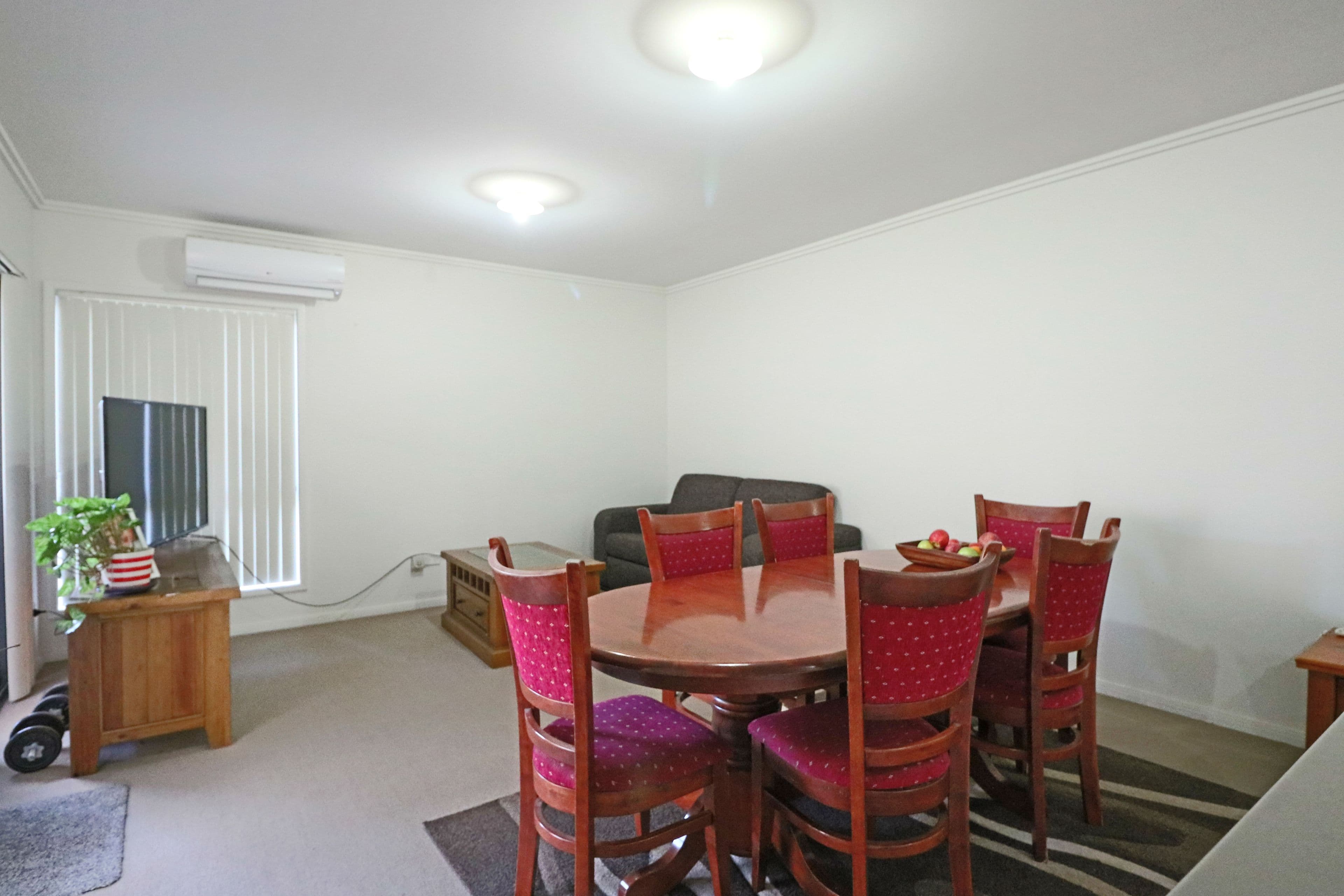 17 Bunker Parade, Bonnyrigg - Thumbnail 2