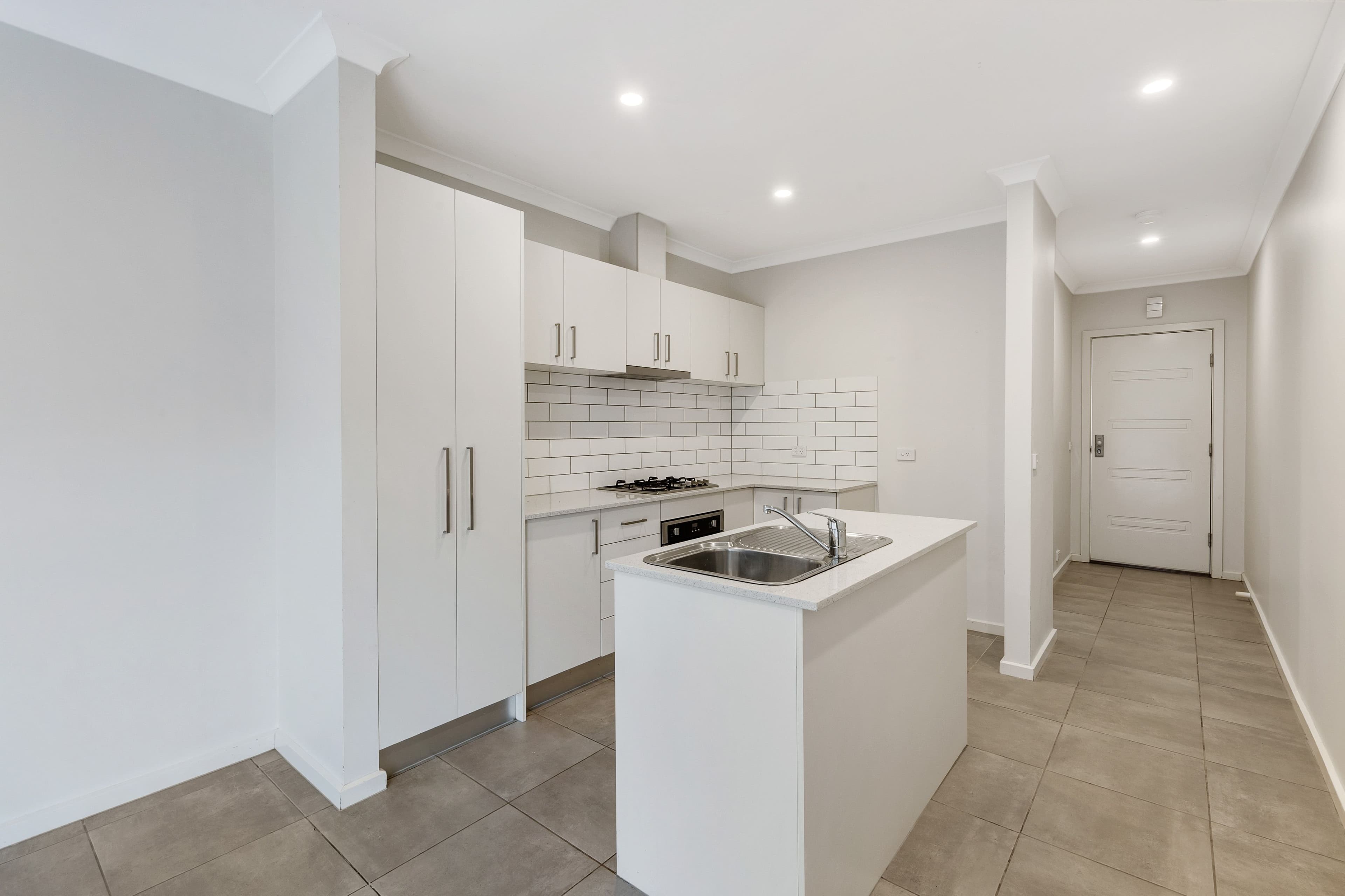 2 Vedro Road, Craigieburn VIC 3064, Craigieburn - Thumbnail 3