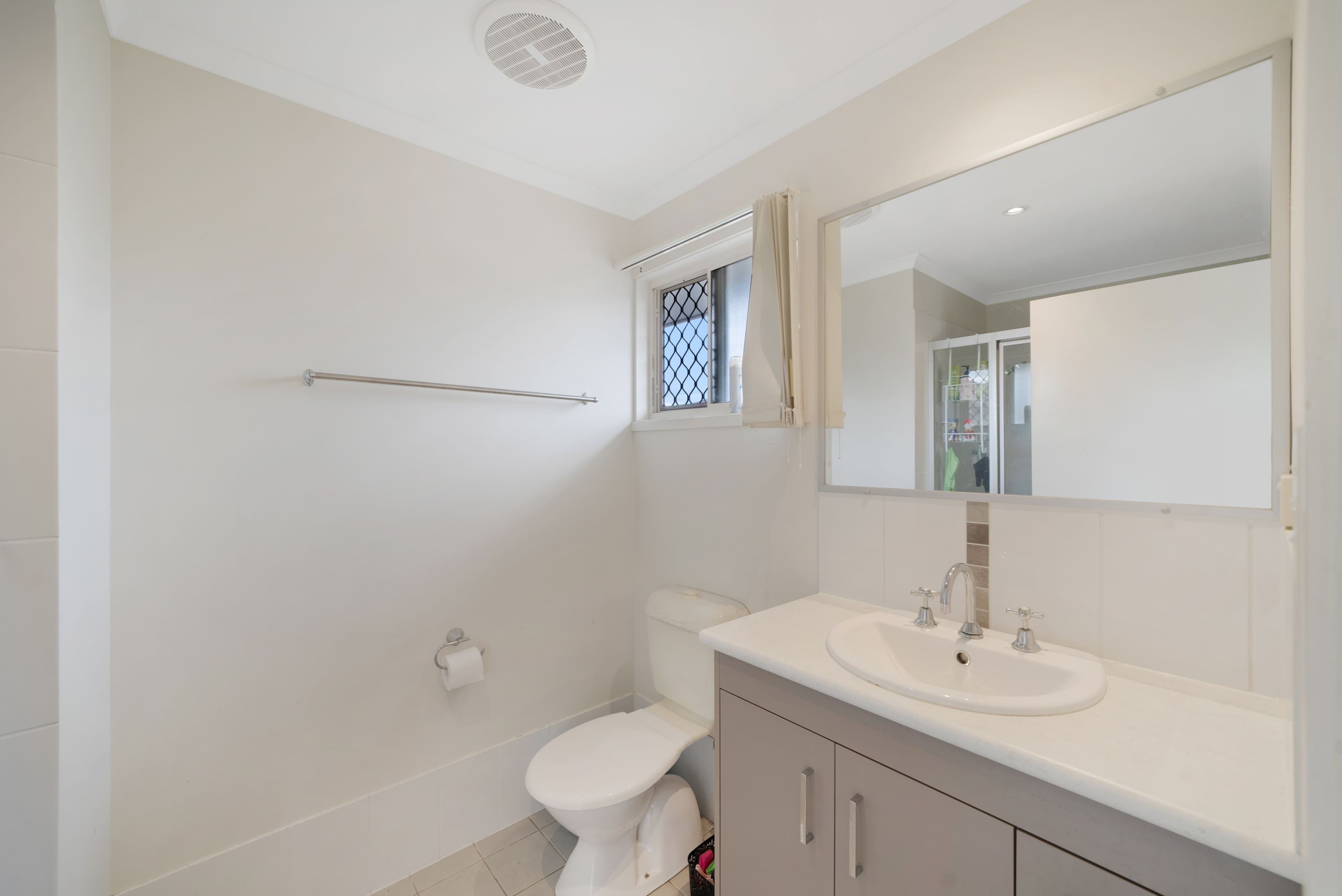42 Wilsons Lane, Sunbury, Sunbury - Thumbnail 6