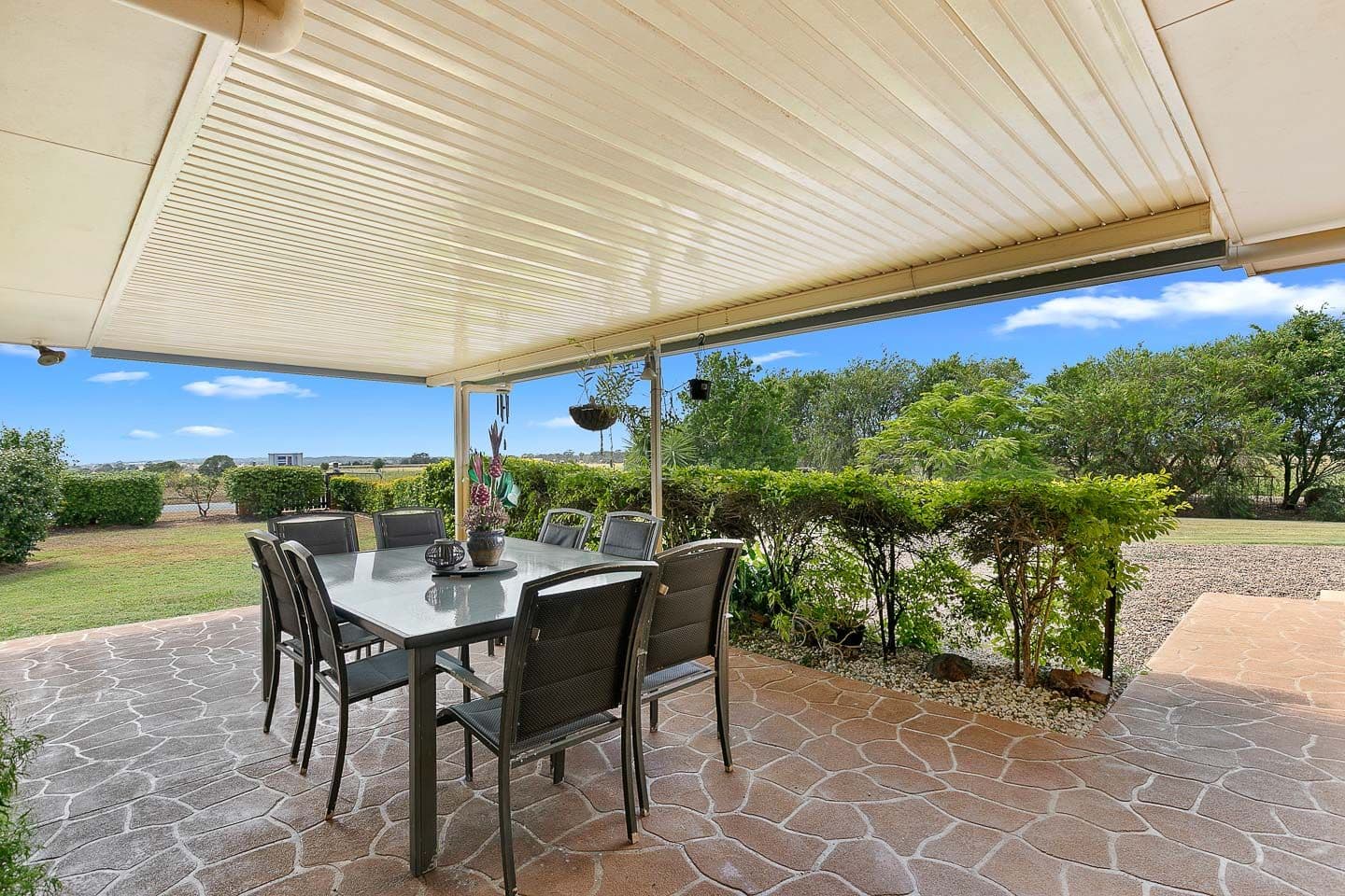 51 Carls Road, Dundowran QLD 4655, Dundowran - Thumbnail 2