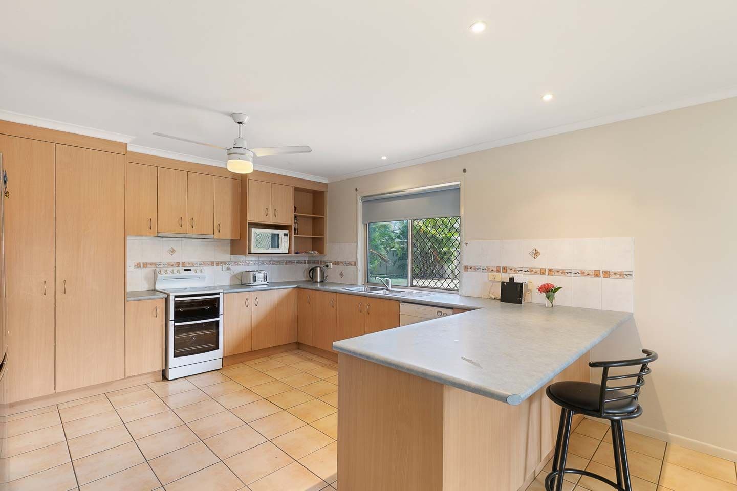 51 Carls Road, Dundowran QLD 4655, Dundowran - Thumbnail 4