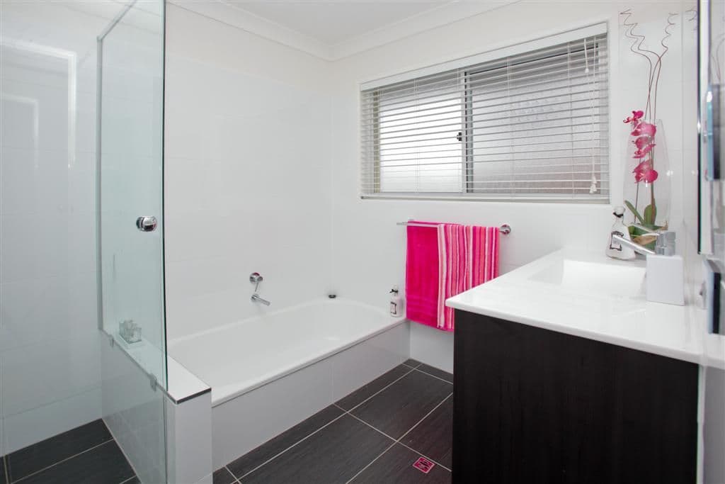5 Rainsby Court, CARINDALE QLD 4152, Carindale - Thumbnail 7