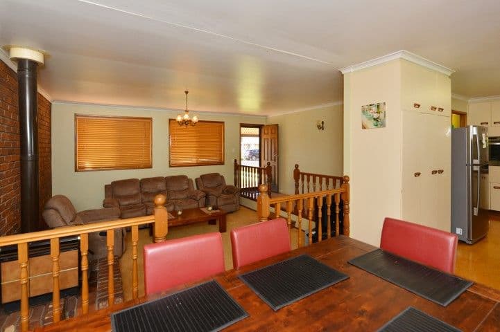 68 Wuth Street, DARLING HEIGHTS QLD 4350, Darling Heights - Thumbnail 4