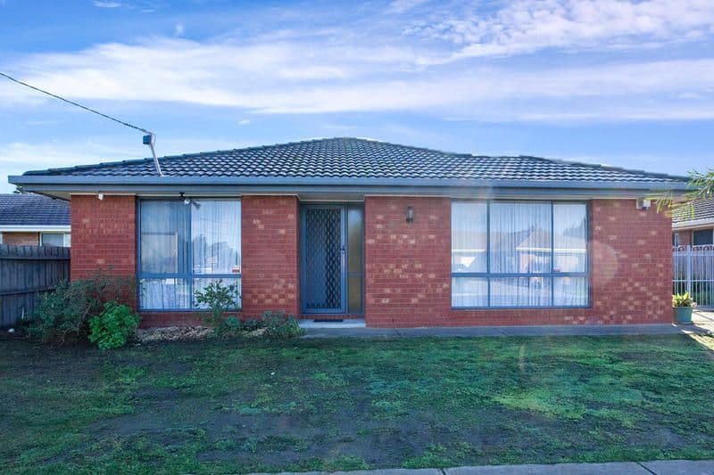 31 Govett Crescent, ST ALBANS PARK VIC 3219, St Albans Park - Image 1