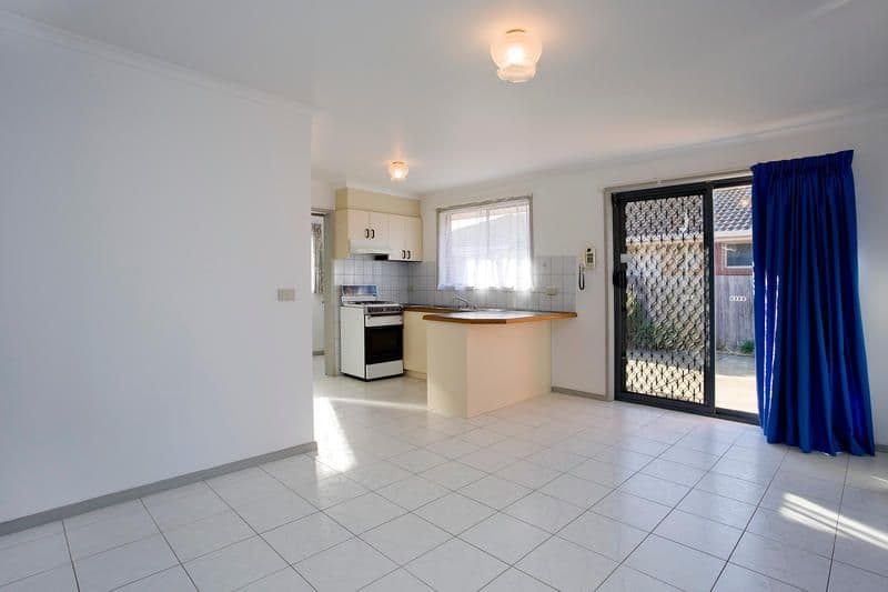 31 Govett Crescent, ST ALBANS PARK VIC 3219, St Albans Park - Thumbnail 5