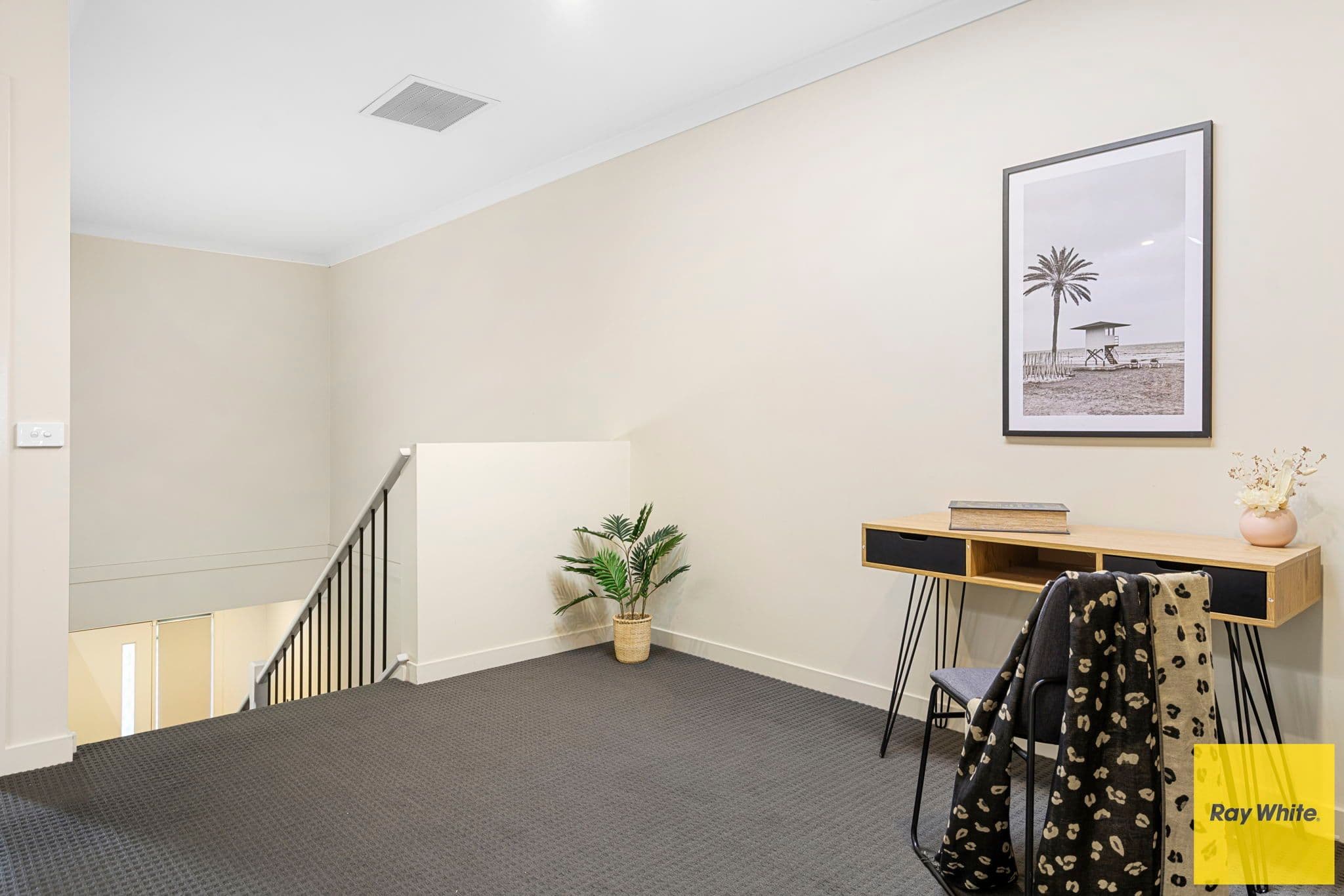 8 Crombie Lane, Point Cook VIC 3030, Point Cook - Thumbnail 3