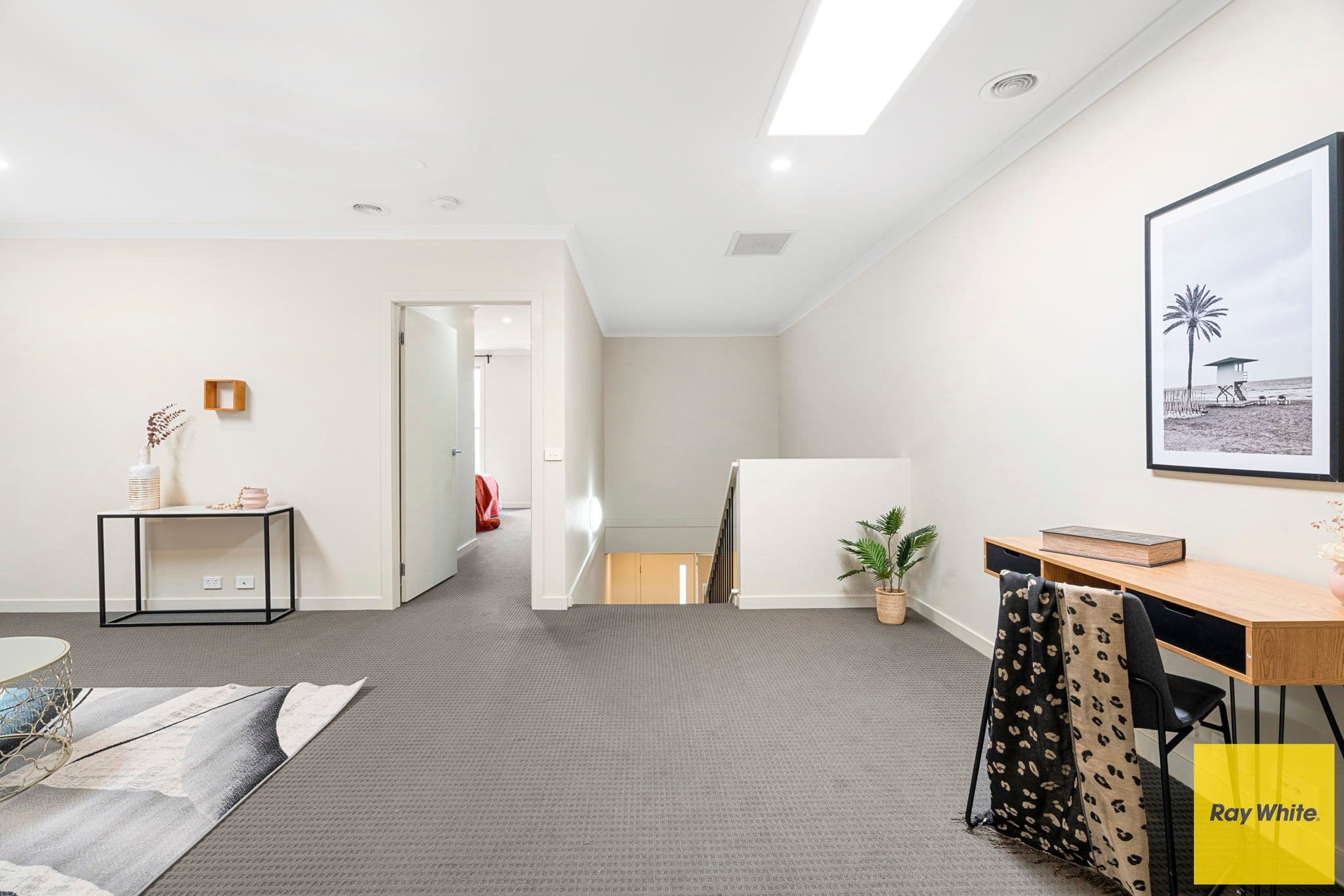 8 Crombie Lane, Point Cook VIC 3030, Point Cook - Thumbnail 4