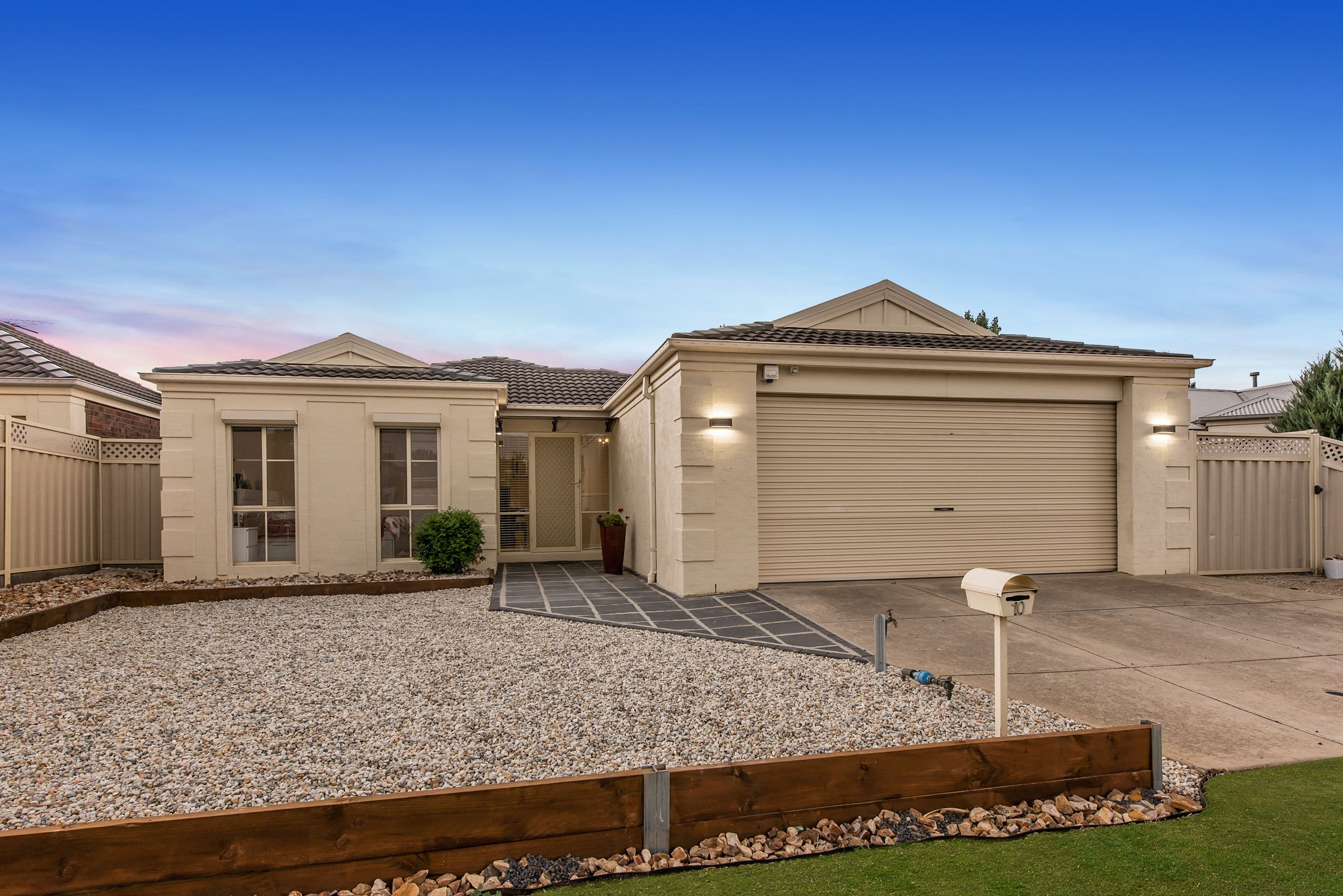 10 Lorraine Court, Hillside VIC 3037, Hillside - Image 1