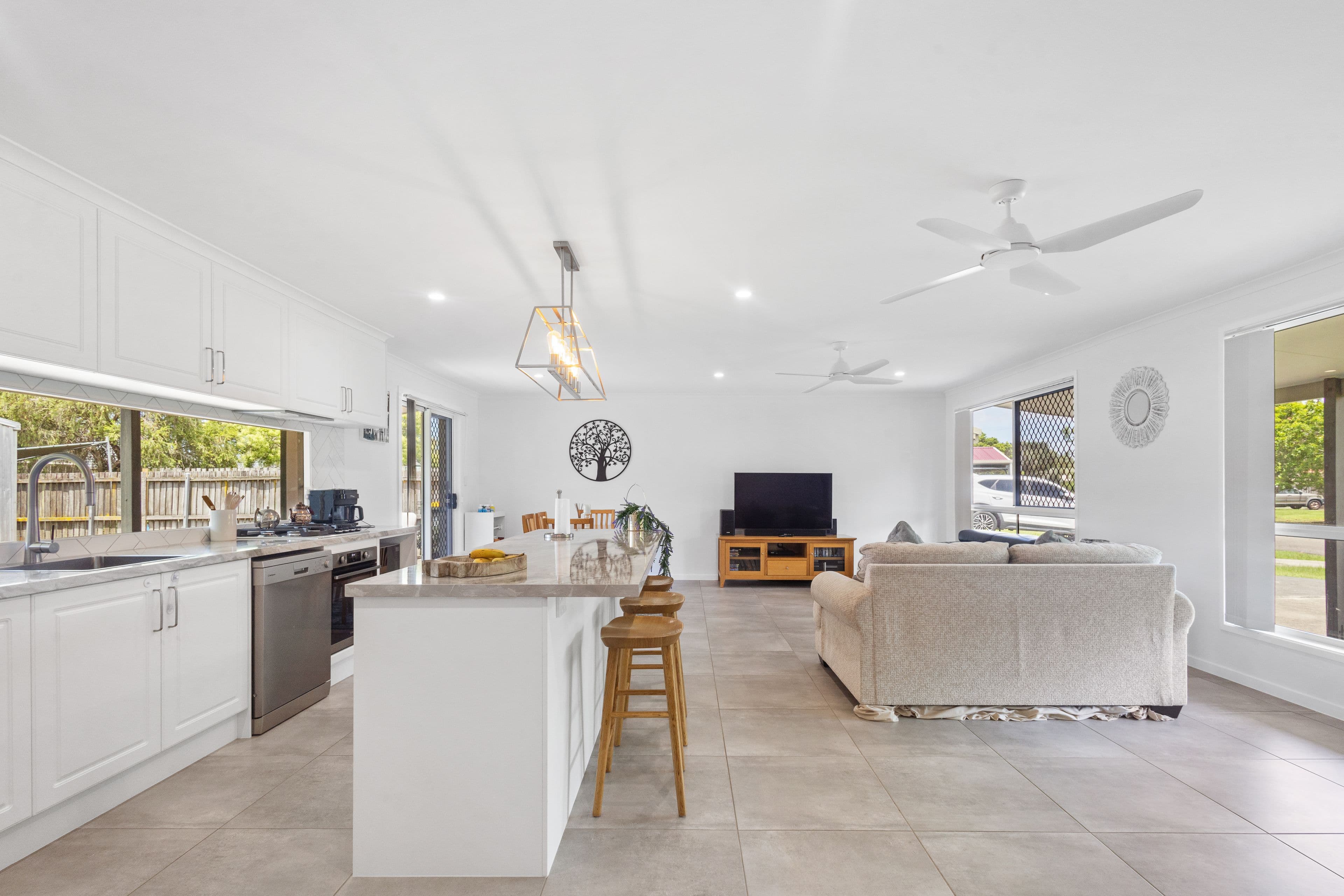 20 Burrabi Street, Bald Hills QLD 4036, Bald Hills - Thumbnail 3