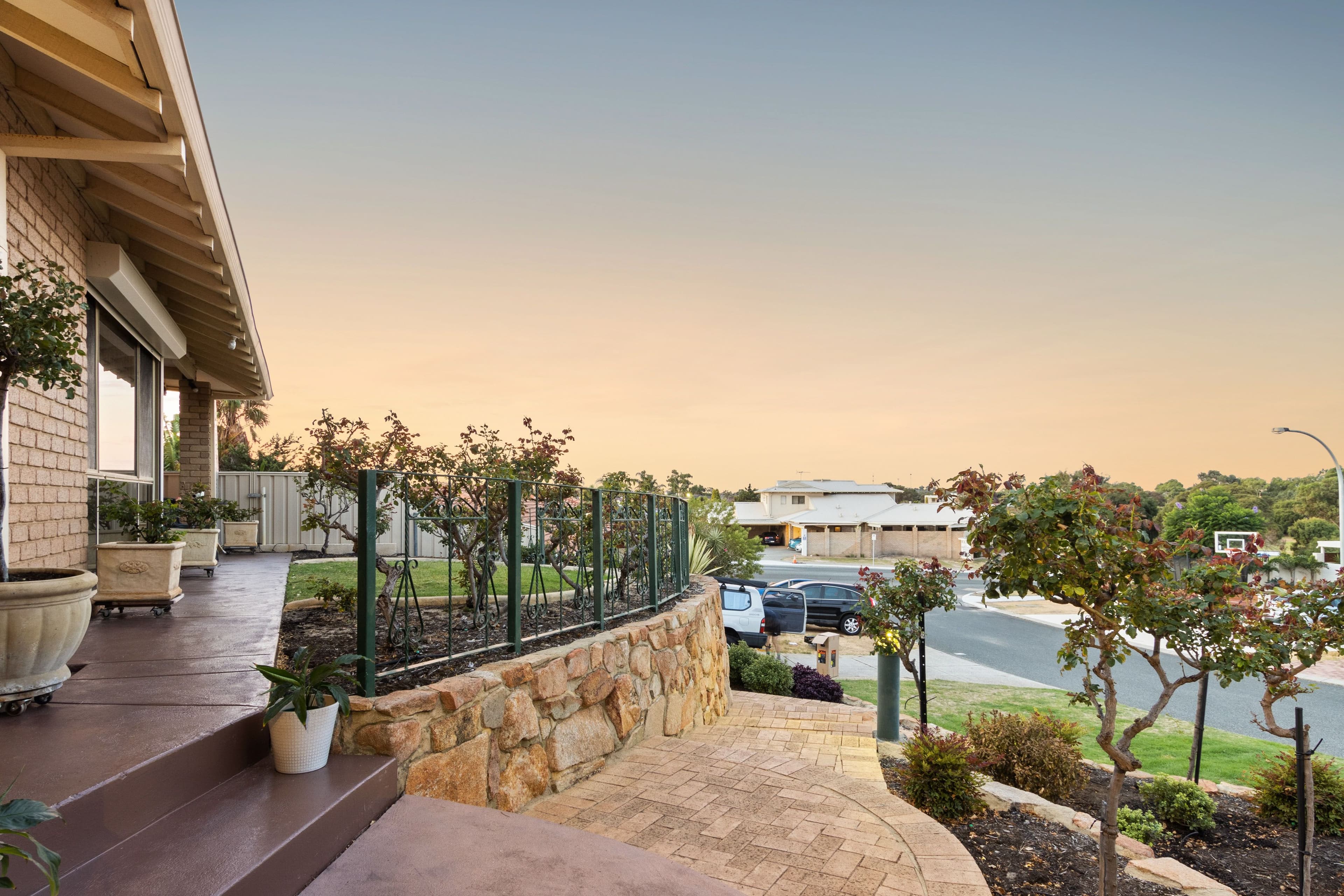39 Viewcrest Way, Sorrento WA 6020, Sorrento - Thumbnail 3