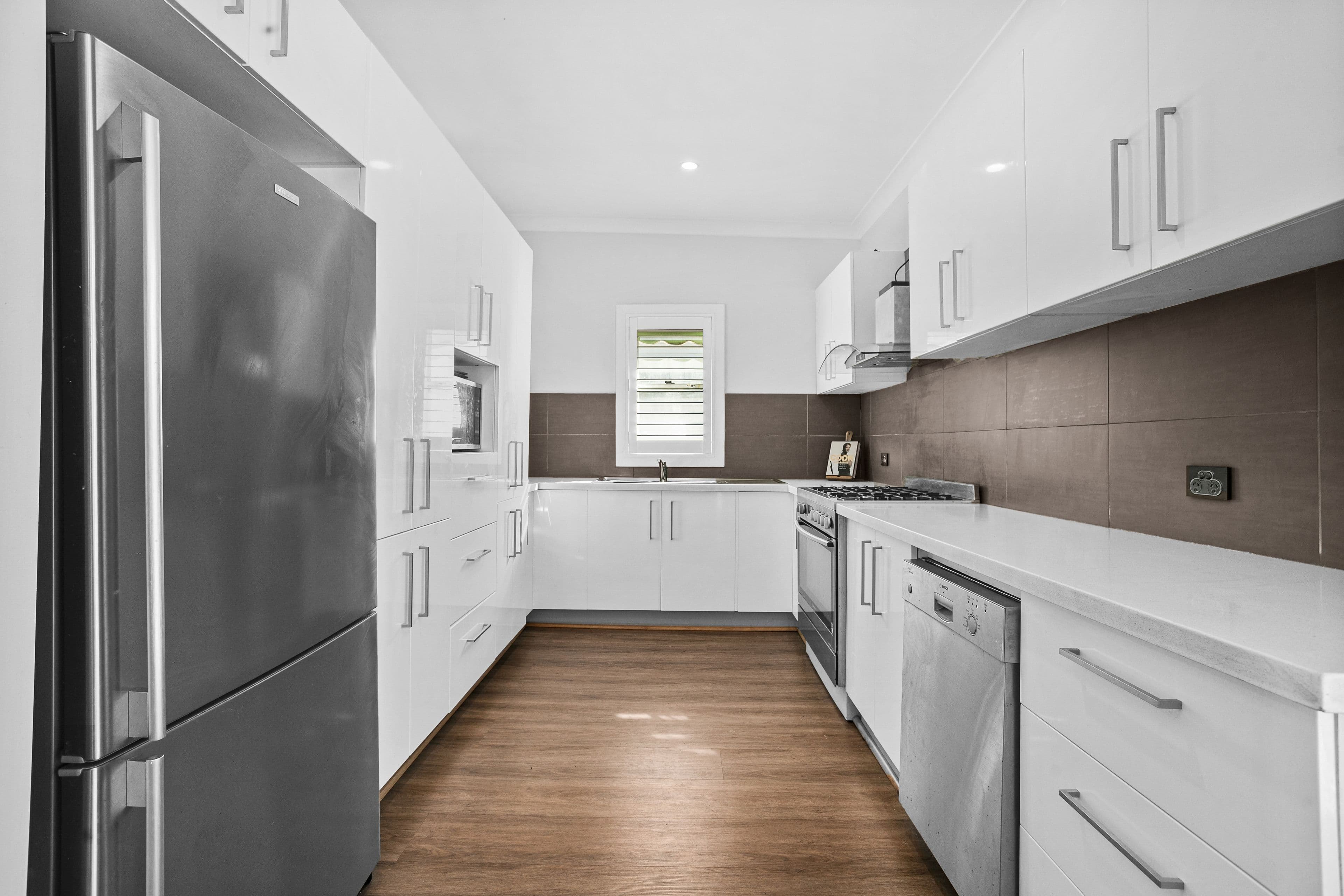 2 Weemala Avenue, Riverwood NSW 2210, Riverwood - Thumbnail 5