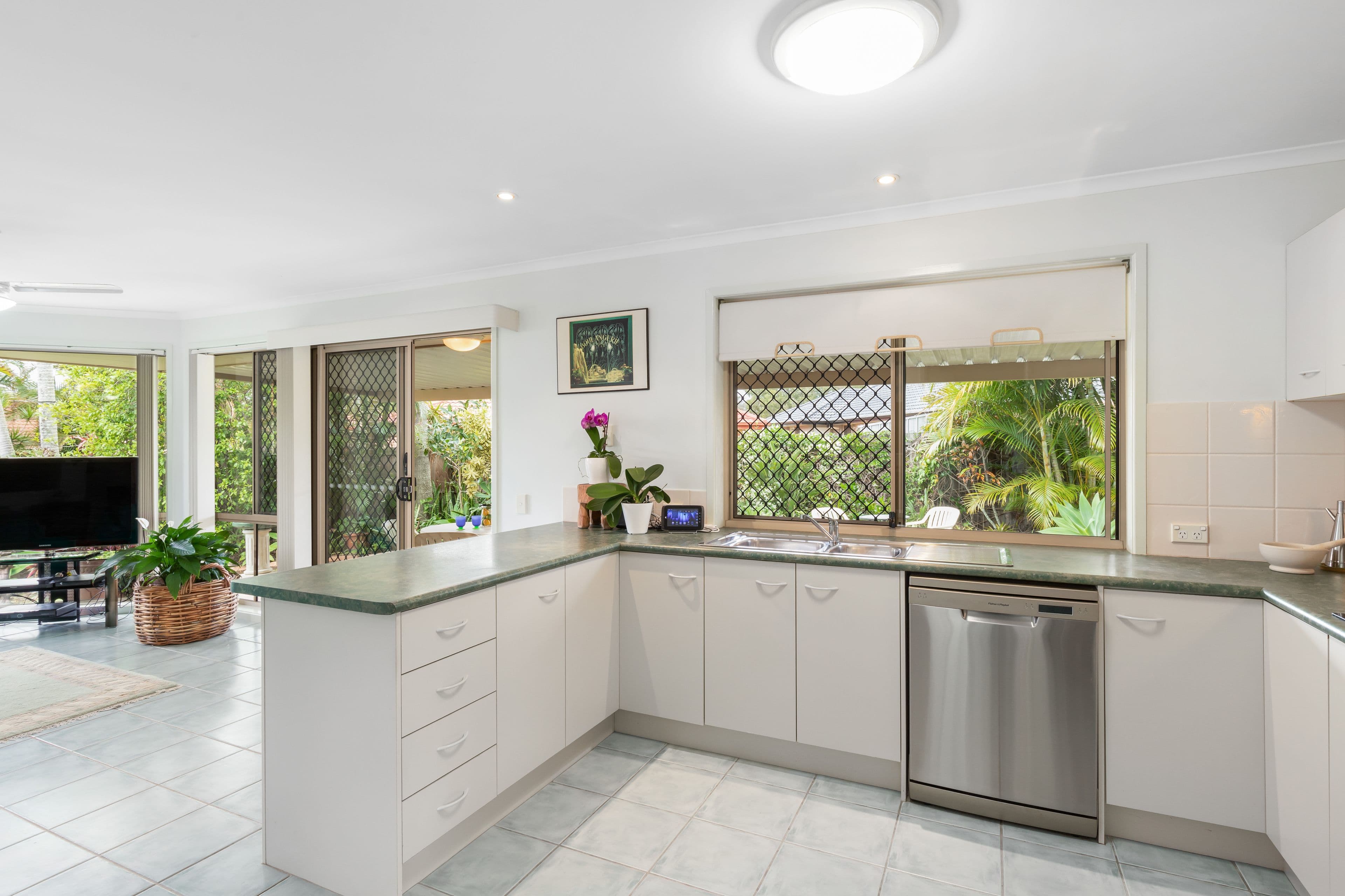 6 Greenwich Court, Alexandra Hills QLD 4161, Alexandra Hills - Thumbnail 5