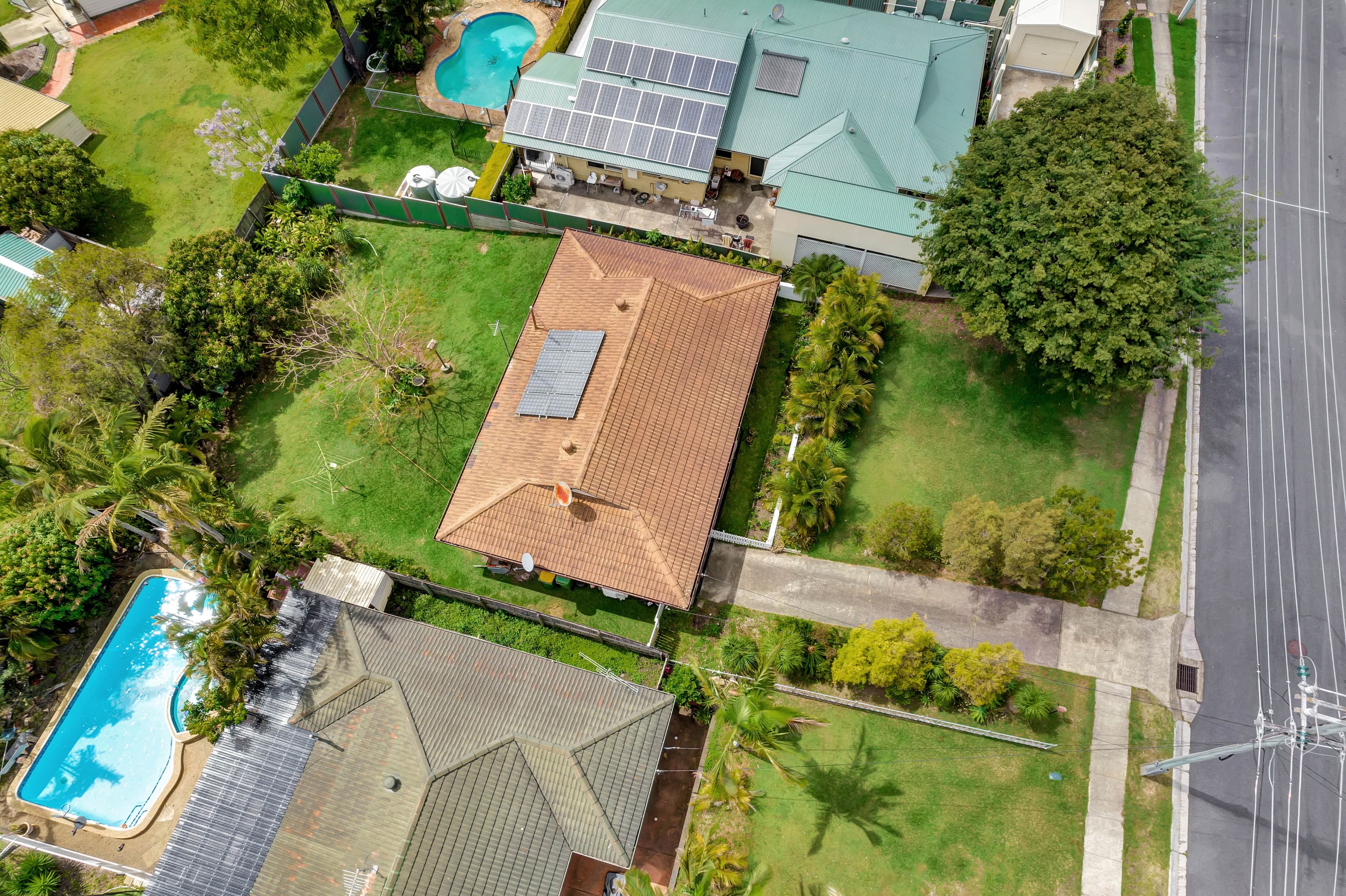 35 Louis Street, Beenleigh QLD 4207, Beenleigh - Thumbnail 2