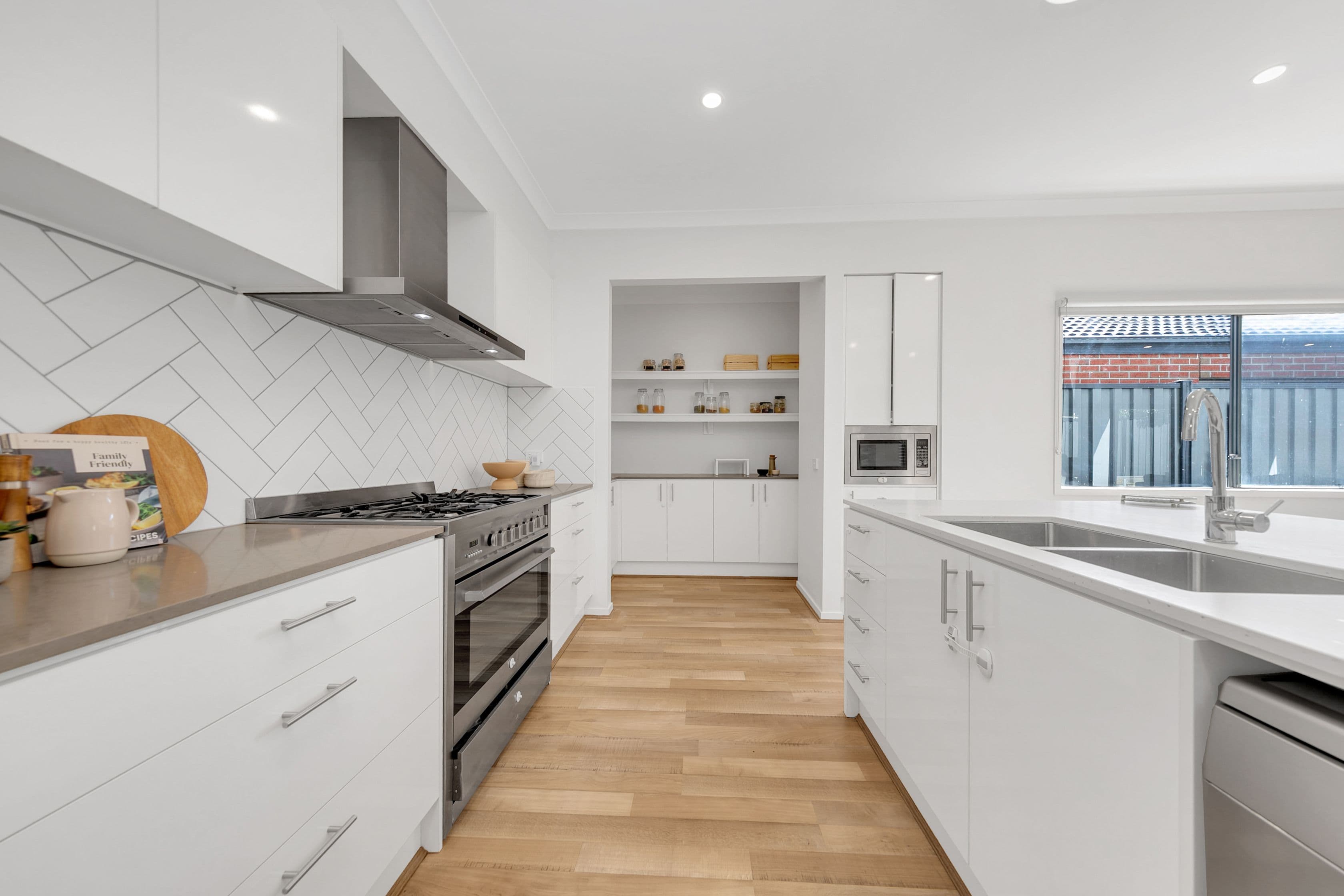 26 PYTHAGORAS Street, Mernda VIC 3754, Mernda - Thumbnail 3
