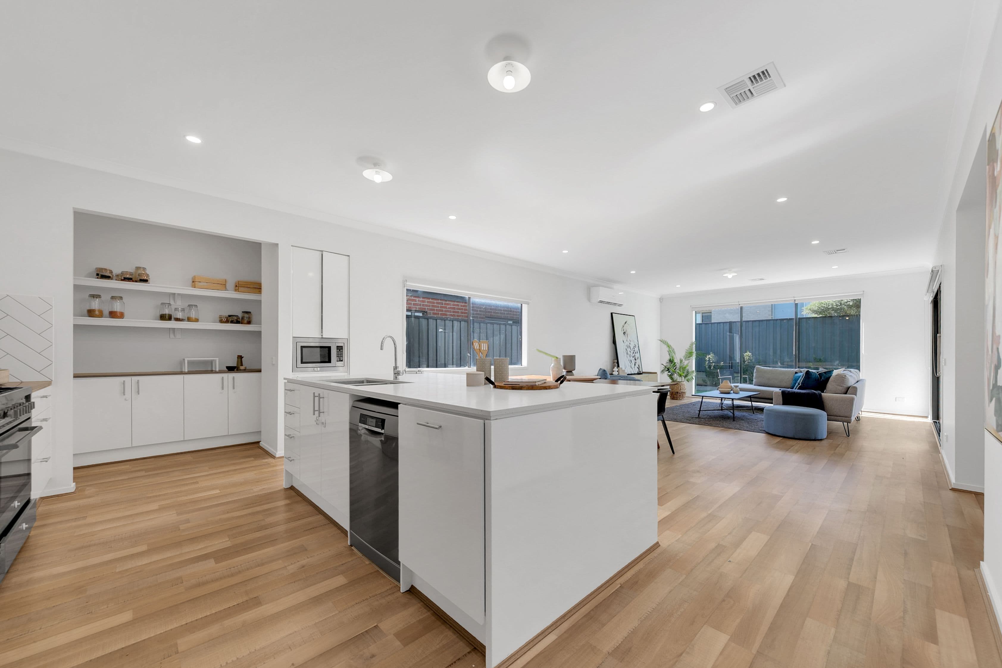 26 PYTHAGORAS Street, Mernda VIC 3754, Mernda - Thumbnail 4