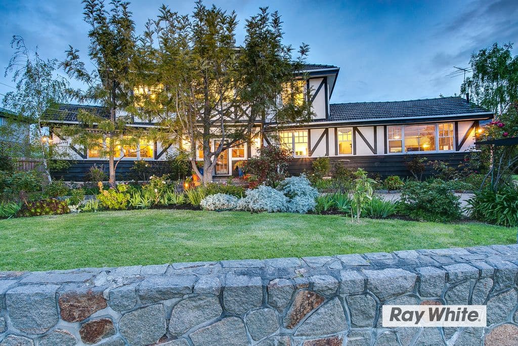 10 Breffny Road, Romaine, Romaine - Thumbnail 2