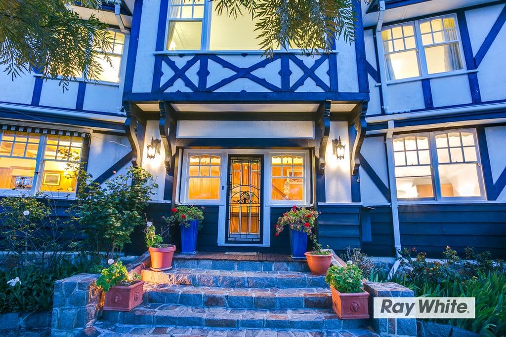 10 Breffny Road, Romaine, Romaine - Thumbnail 4