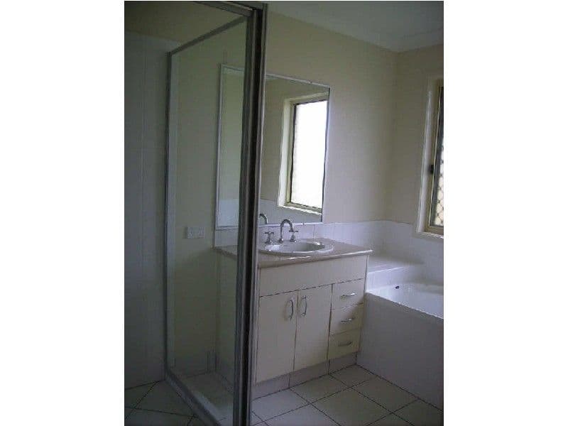 6 Sanno Road, Morayfield QLD 4506, Morayfield - Thumbnail 7
