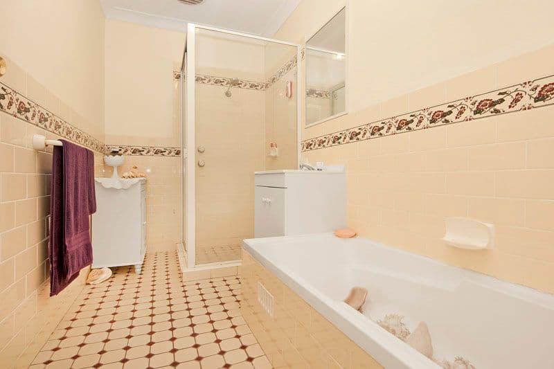 257 Cresthaven Avenue, BATEAU BAY NSW 2261, Bateau Bay - Thumbnail 5