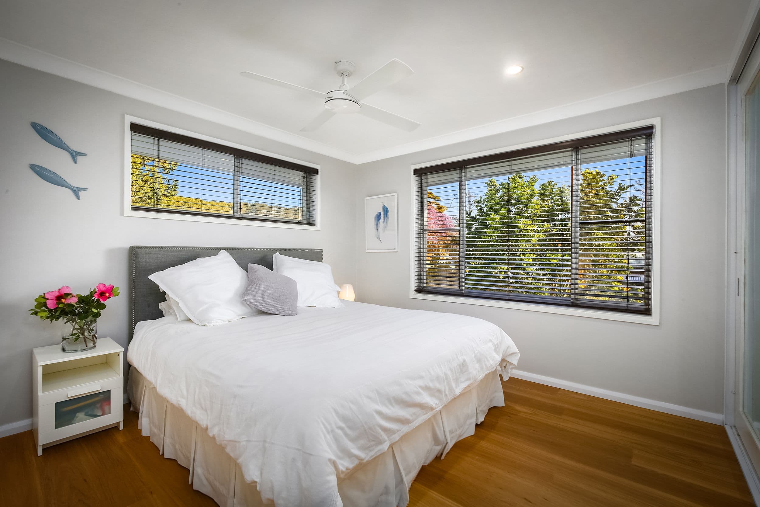 21 Commonwealth Avenue, Blackwall - Thumbnail 5