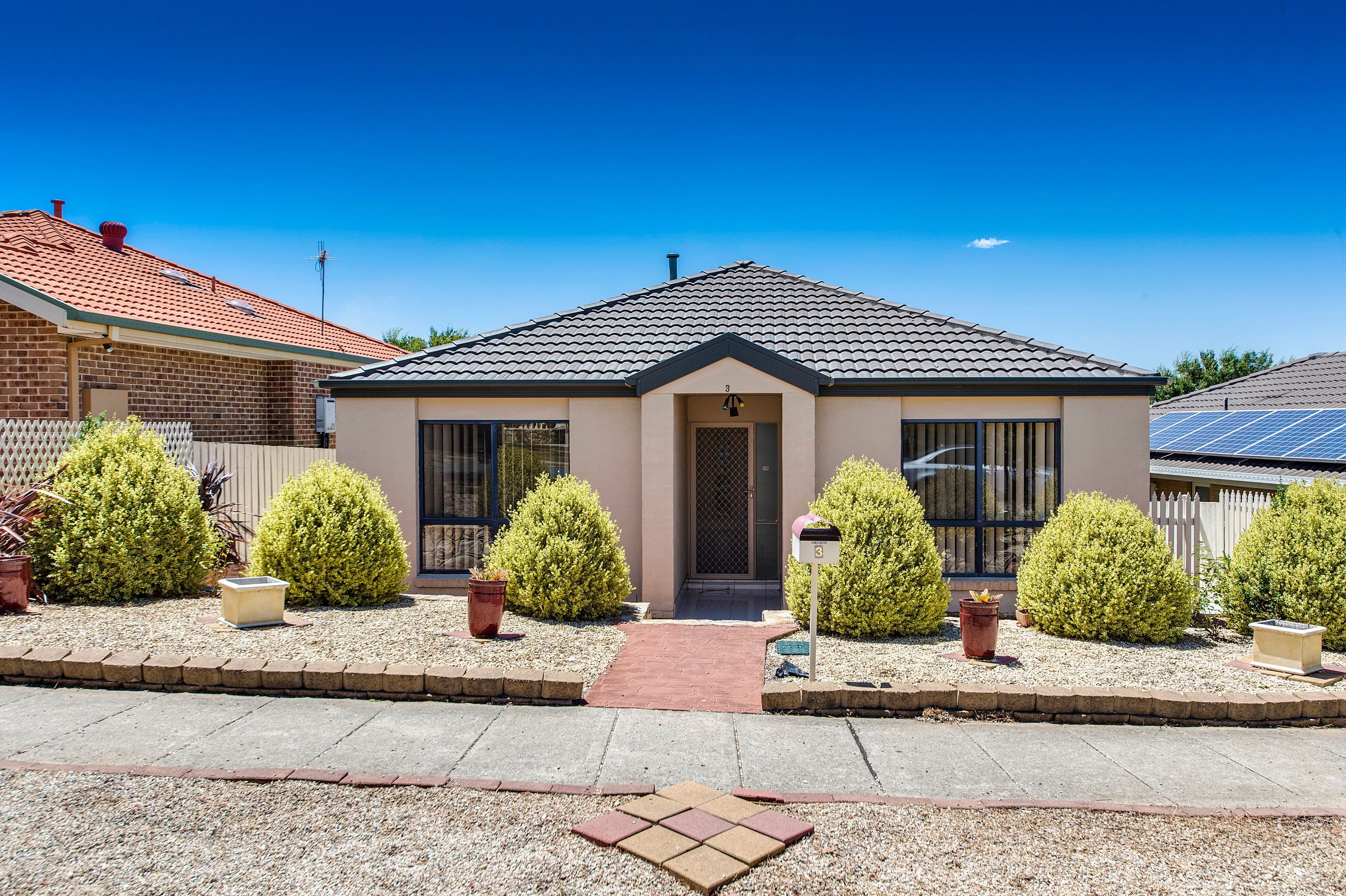 3 Bendora Crescent, Palmerston ACT 2913, Palmerston - Image 1