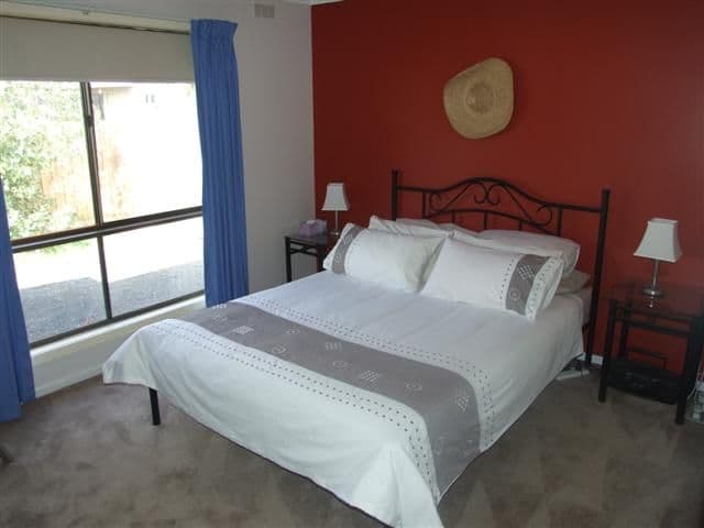 43 Hobsons Parade, Cowes VIC 3922, Cowes - Thumbnail 3
