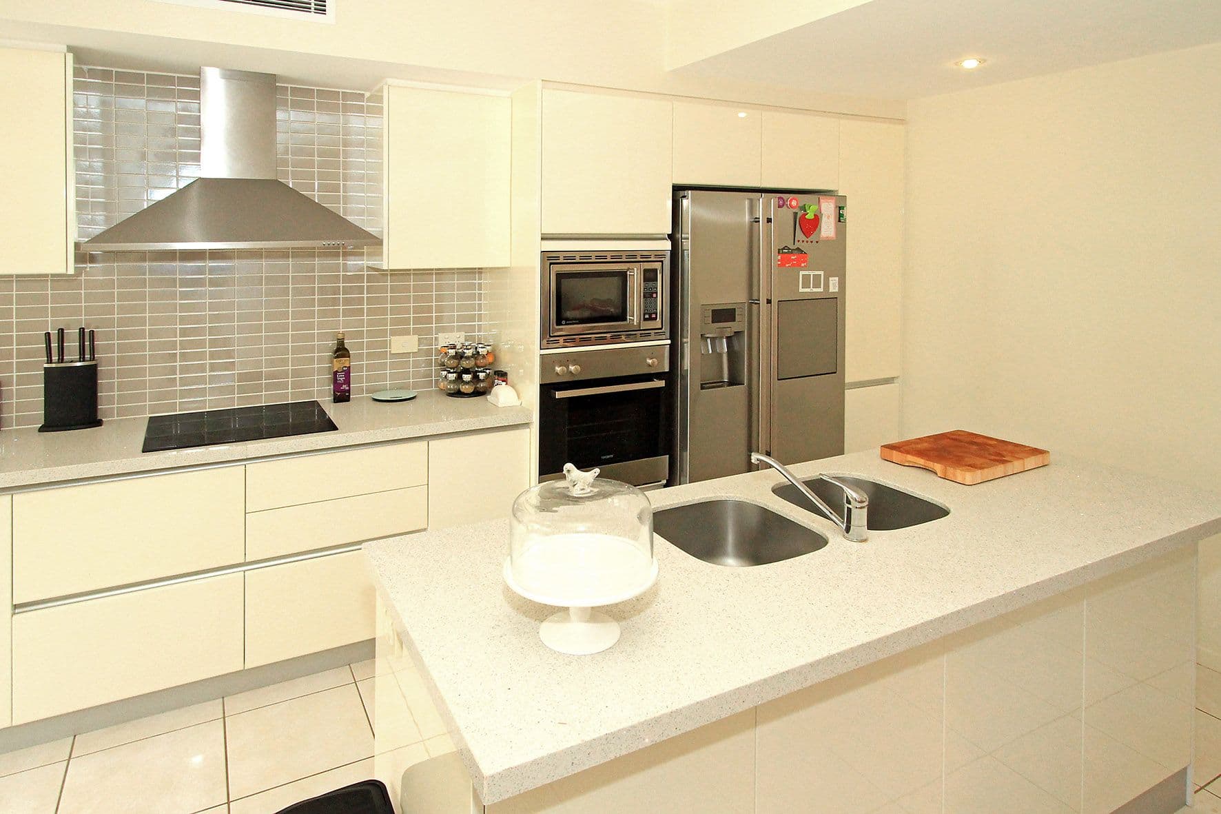 Unit 3, 24 Melbourne Street, YEPPOON QLD 4703, Yeppoon - Thumbnail 2