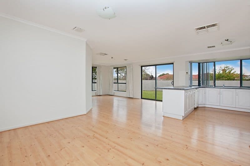 3 Greenlees Parade, ALDINGA BEACH SA 5173, Aldinga Beach - Thumbnail 3