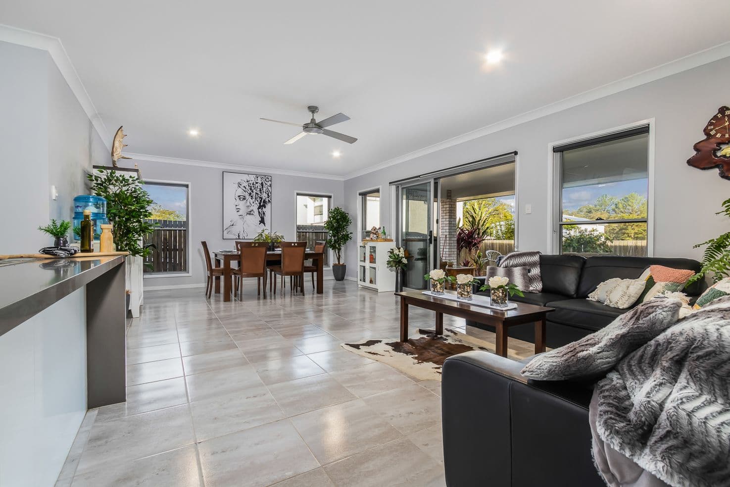 7 Cromwell Court, Doolandella QLD 4077, Doolandella - Image 1