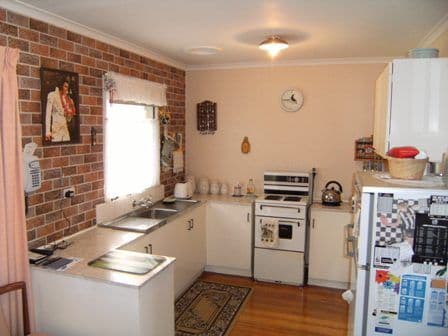 2 -50  Maidstone Street, RINGWOOD VIC 3134, Ringwood - Thumbnail 3