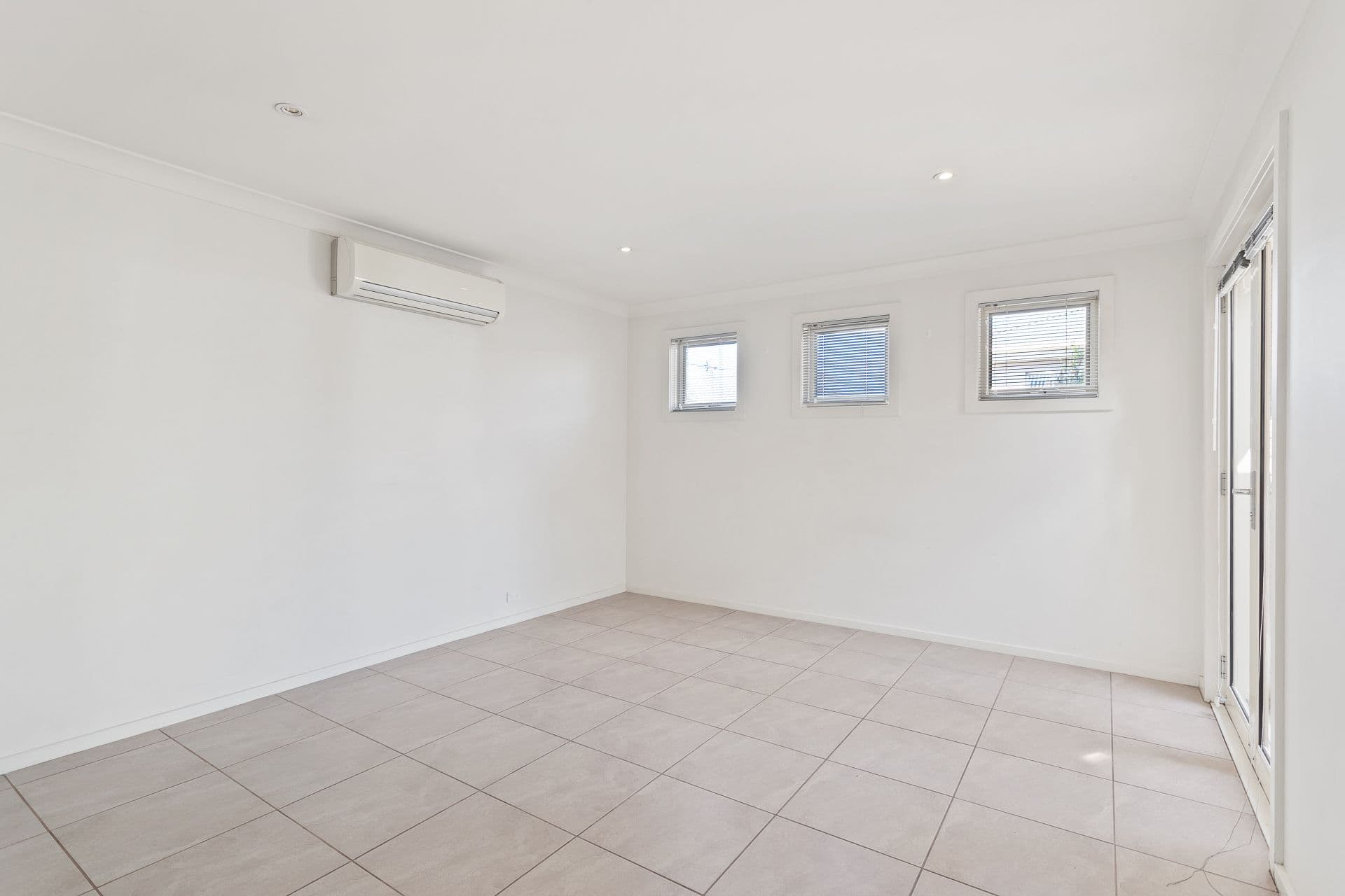 34-36 Jenner Avenue, Cowes VIC 3922, Cowes - Thumbnail 5