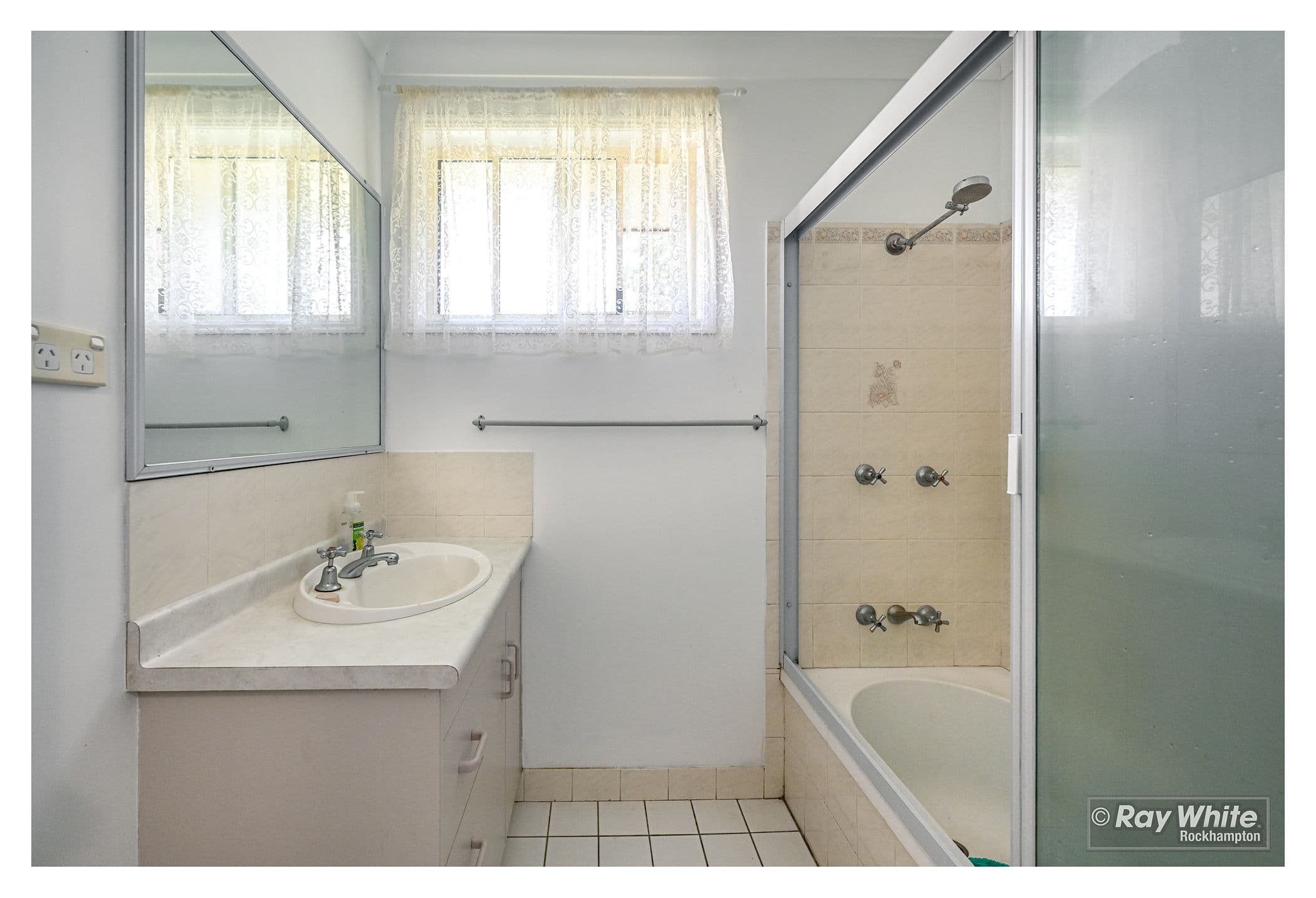 2A Buxton Drive, Gracemere QLD 4702, Gracemere - Thumbnail 5