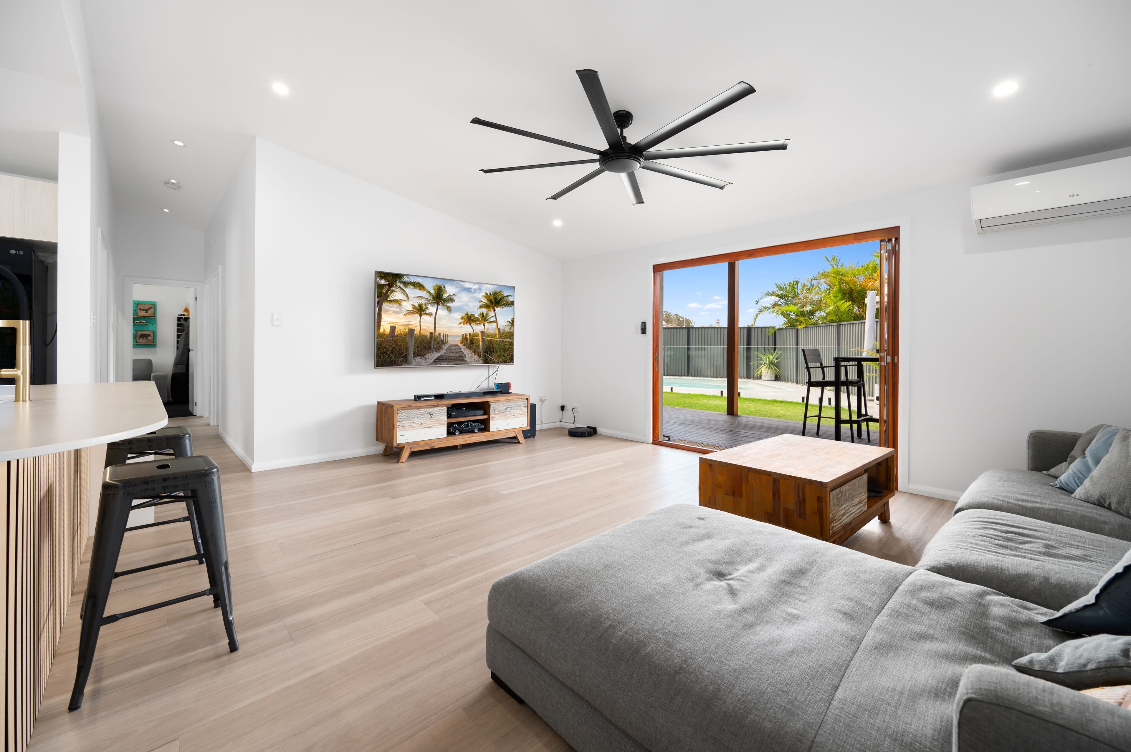 4 Goroka Place, Runaway Bay QLD 4216, Runaway Bay - Image 1