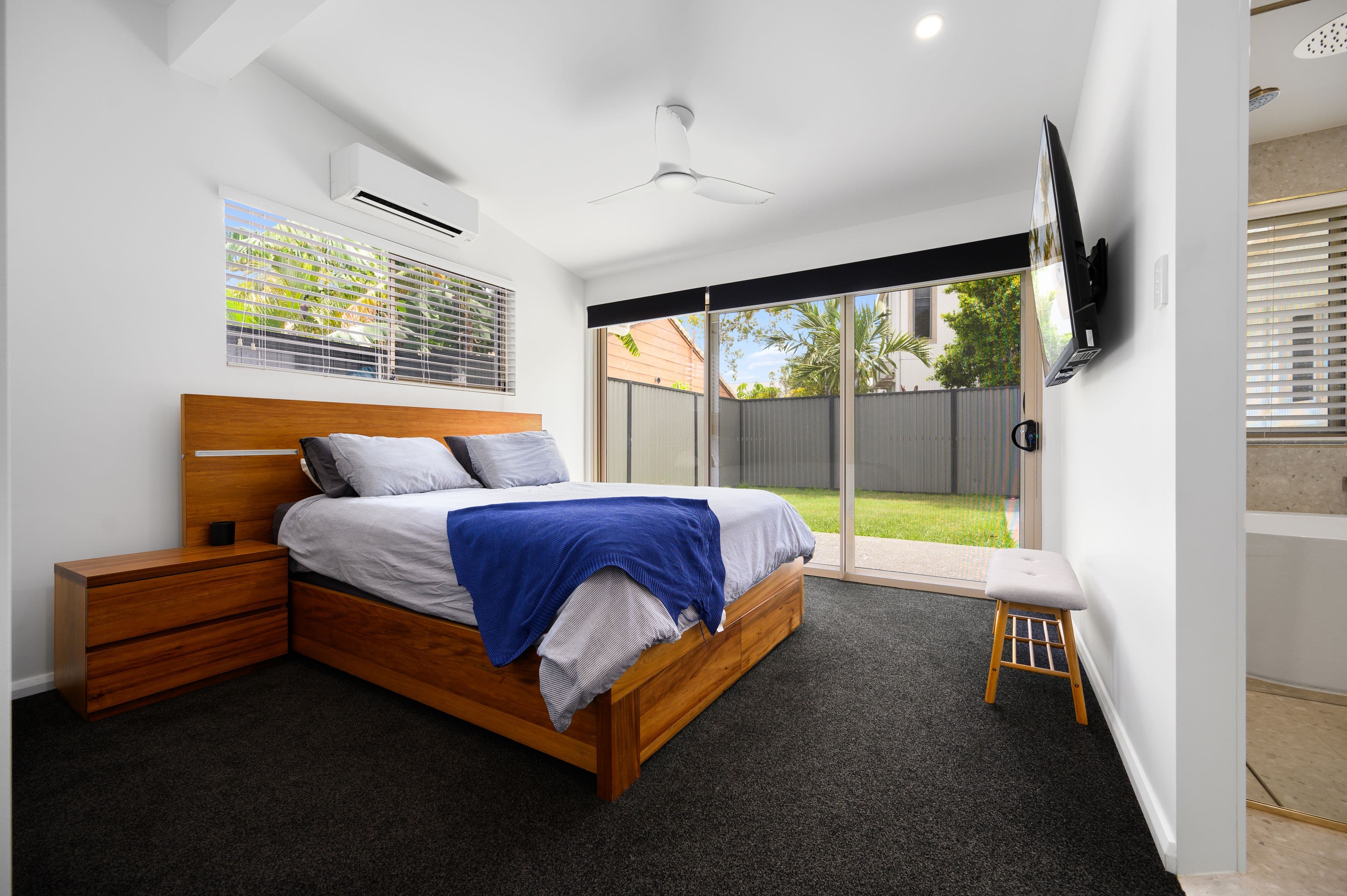 4 Goroka Place, Runaway Bay QLD 4216, Runaway Bay - Thumbnail 8
