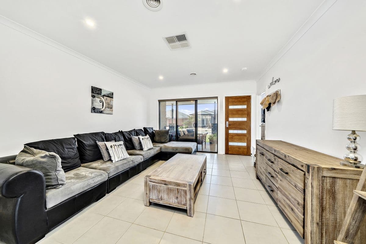 7 Griffiths Link, Googong - Thumbnail 3