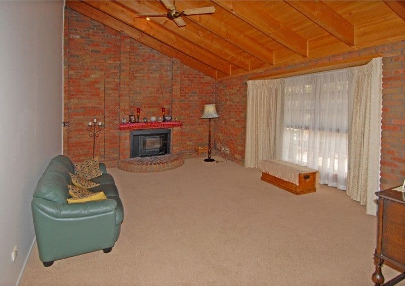 8 Heysham Place, KEILOR DOWNS VIC 3038, Keilor Downs - Thumbnail 4