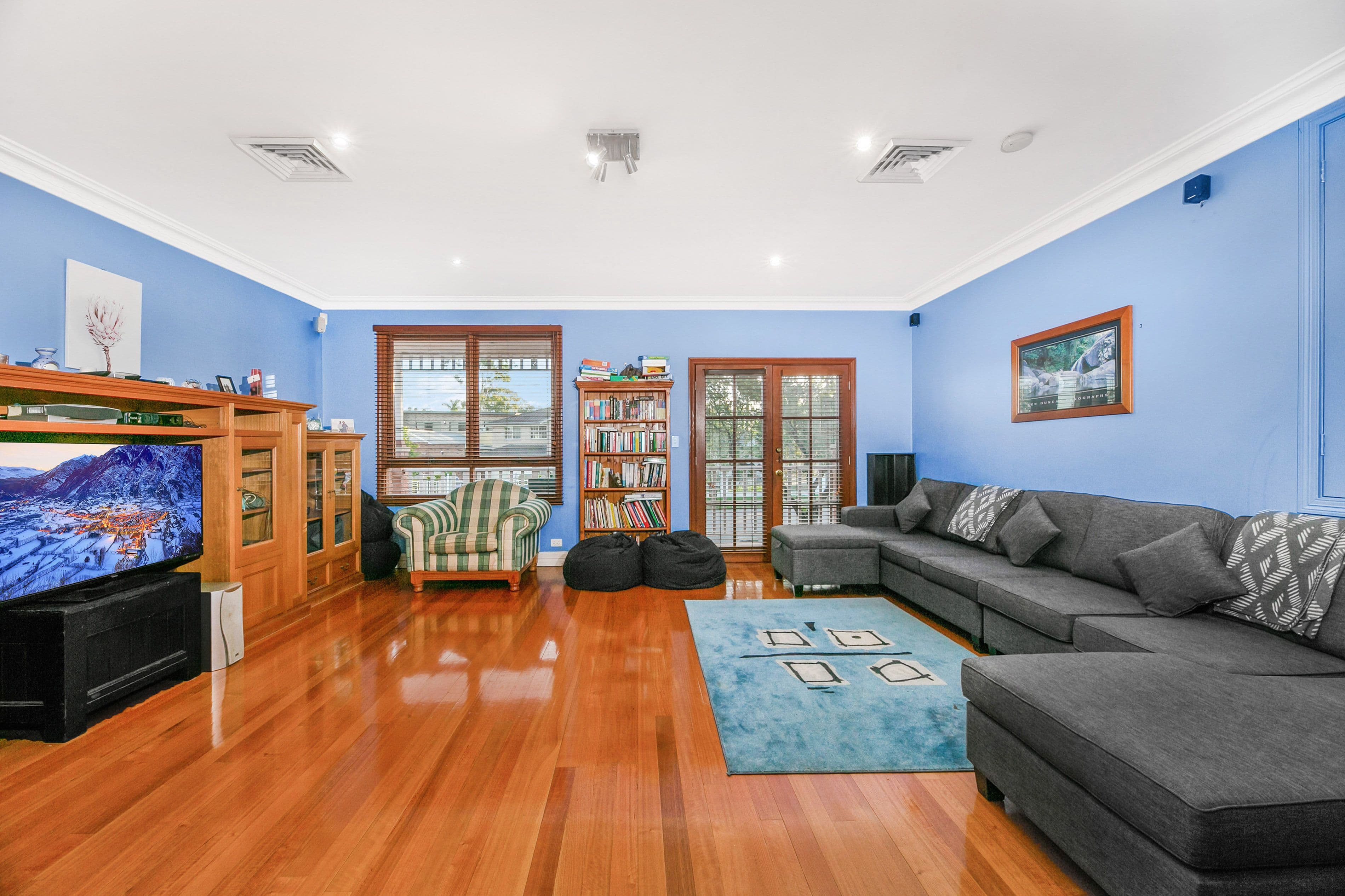 41 Georges Crescent, Georges Hall NSW 2198, Georges Hall - Thumbnail 2
