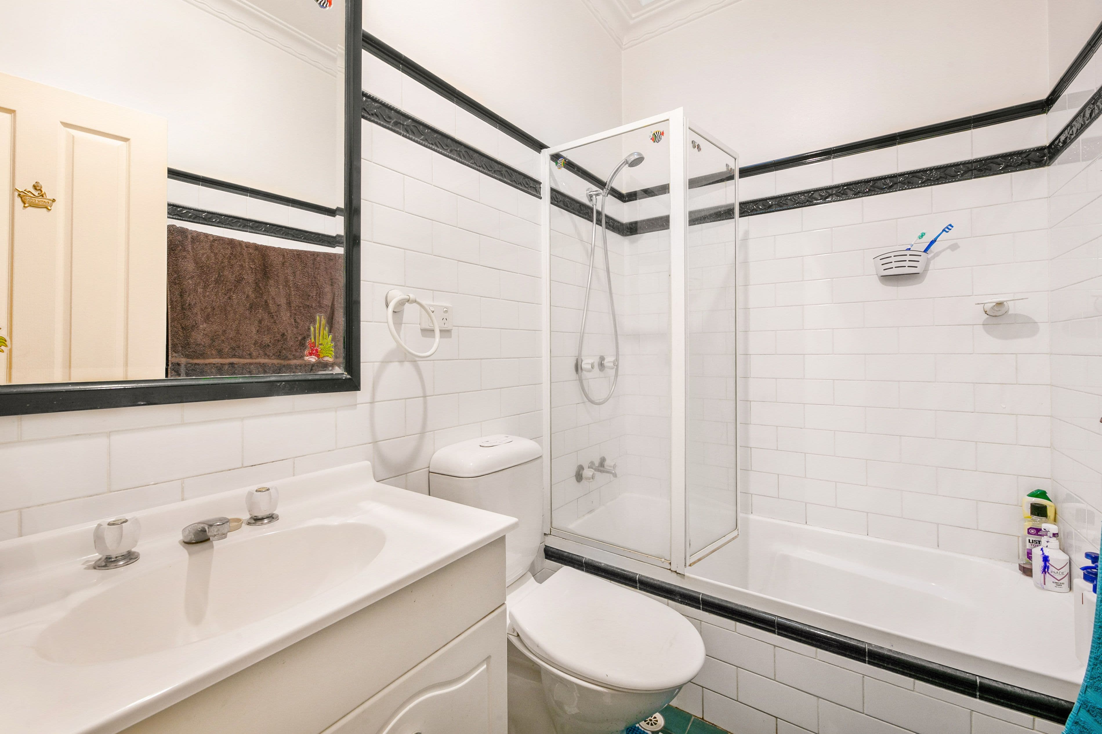 41 Georges Crescent, Georges Hall NSW 2198, Georges Hall - Thumbnail 6
