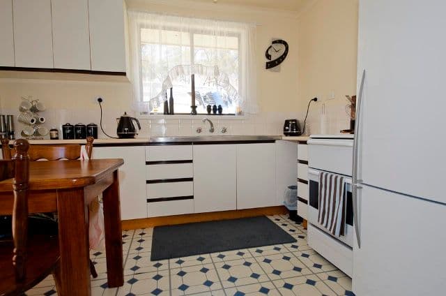 36 Honeysuckle Court, ROCHERLEA TAS 7248, Rocherlea - Thumbnail 2