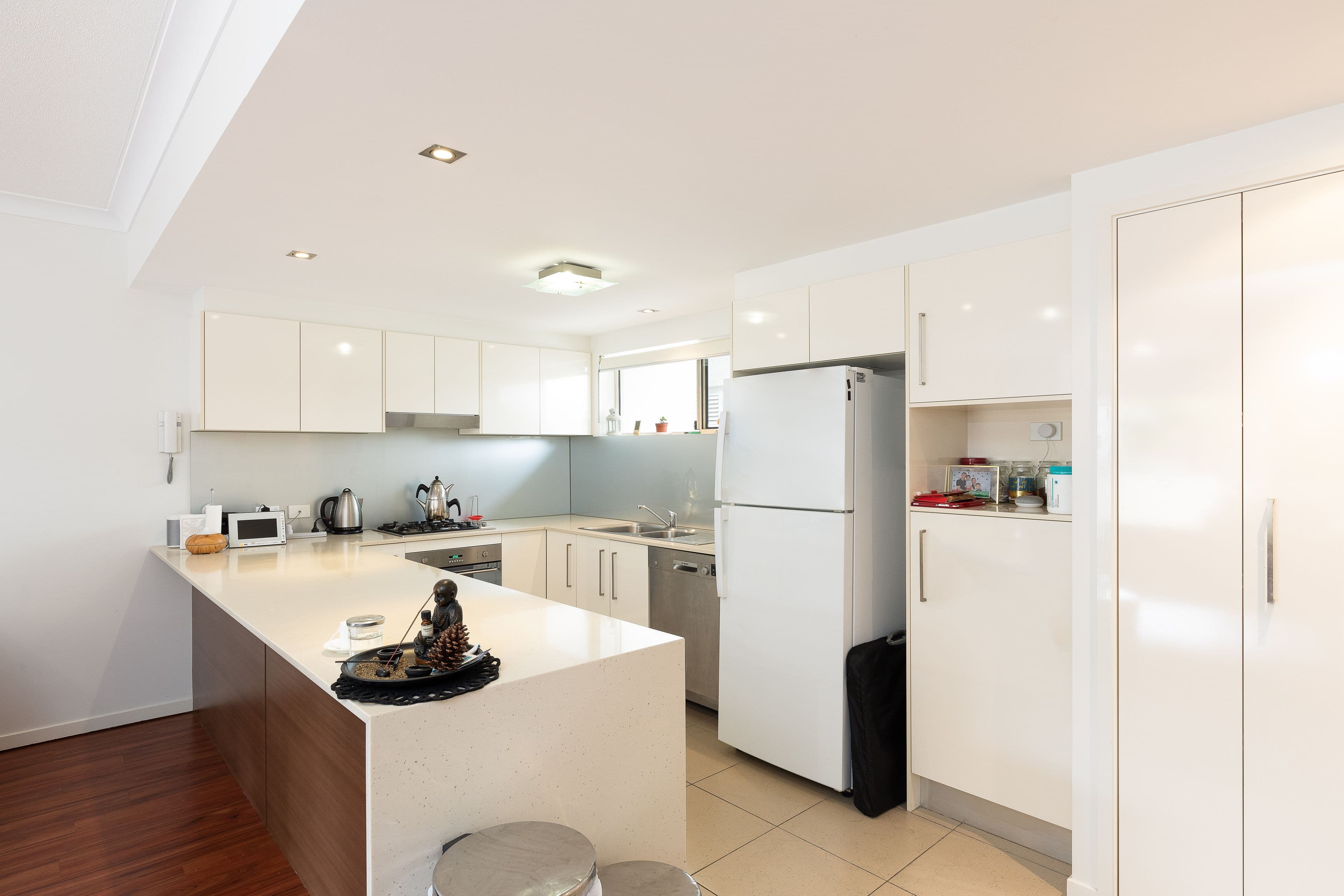 20 Love Street, Bulimba QLD 4171, Bulimba - Thumbnail 2
