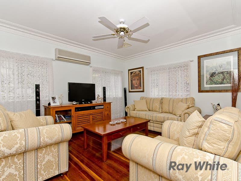 79 Byth Street, Stafford QLD 4053, Stafford - Thumbnail 2