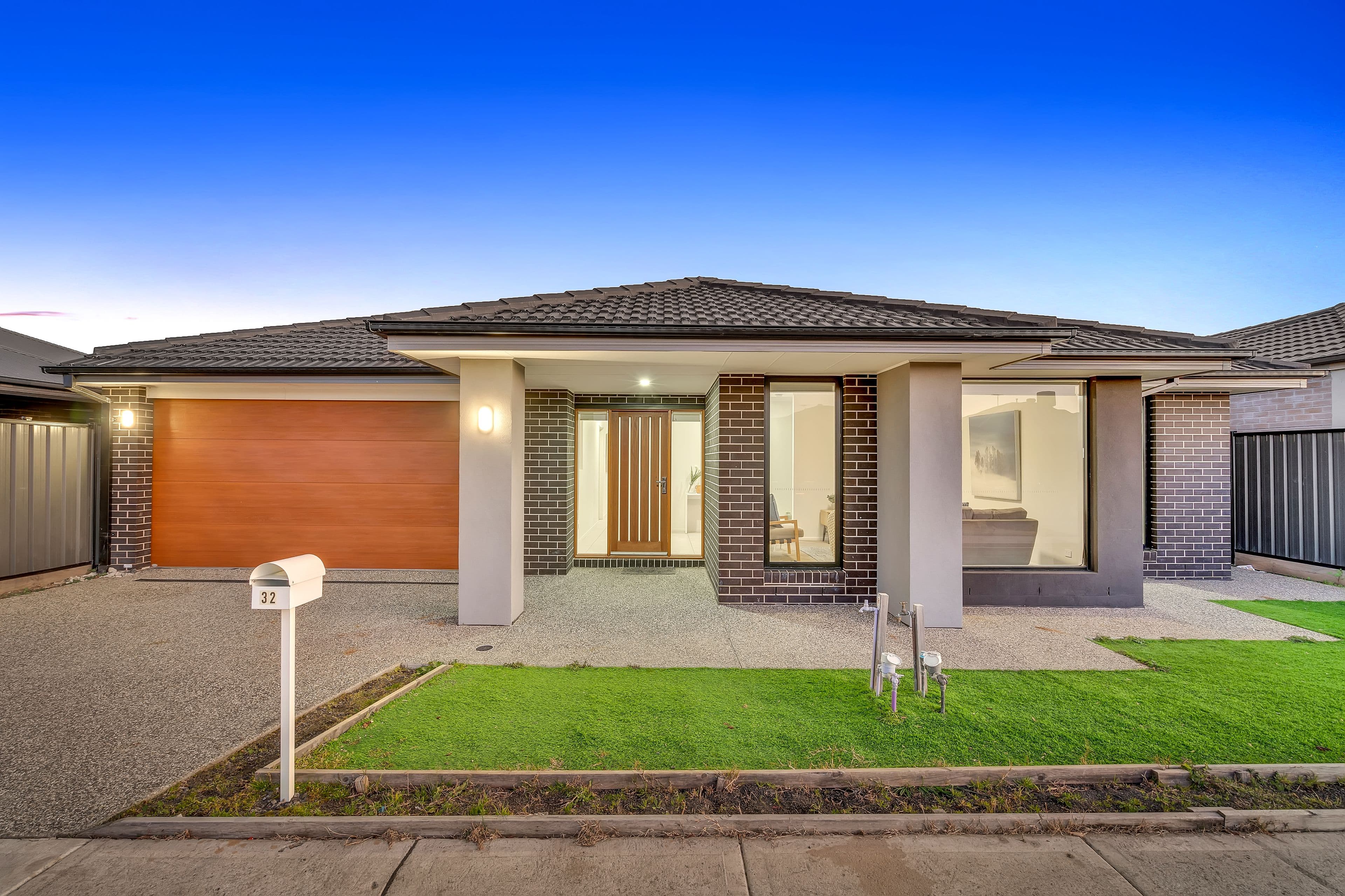 32 Nesting Vista, Craigieburn VIC 3064, Craigieburn - Image 1